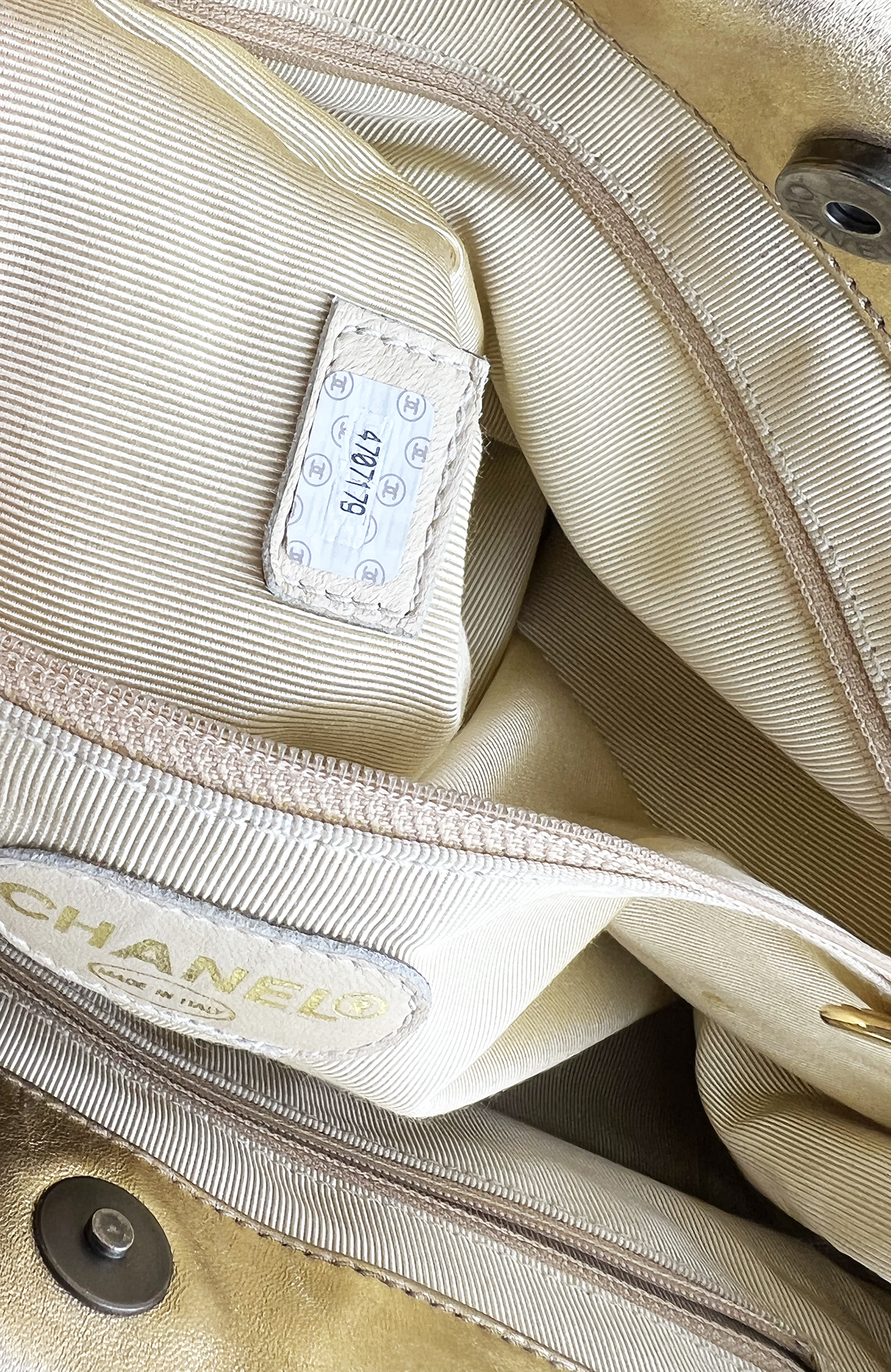 Chanel - Chanel Håndtaske i Guld