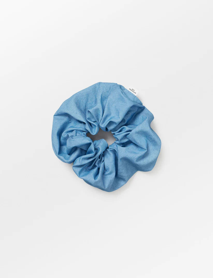 Beck Søndergaard - Denima Stor Scrunchie i Coronet Blue