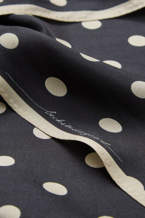 Beck Søndergaard Tørklæde - Polka Triangle Sia Tørklæde i Sort