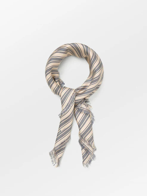 Beck Søndergaard Tørklæde - Strifilia Sia Tørklæde i Birch White