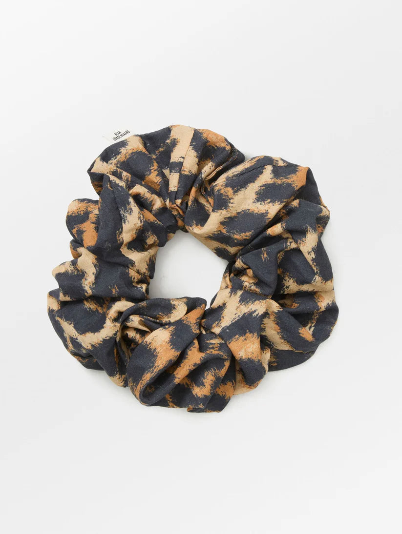 Beck Søndergaard Hårelastik - Leopa Cotta Scrunchie i Leopard