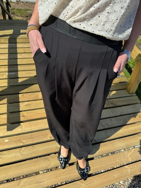 Gossia Bukser - AtalieGO Bukser i Sort