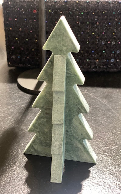 Mangus - Marmor Juletræ i Grøn 15cm