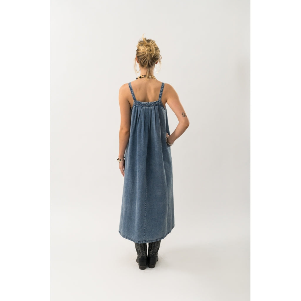 Lollys Laundry Kjole - LungoLL Maxi Kjole i Washed Denim