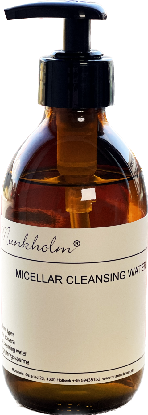 Munkholm - Micellar Cleansing Water / Rense Vand