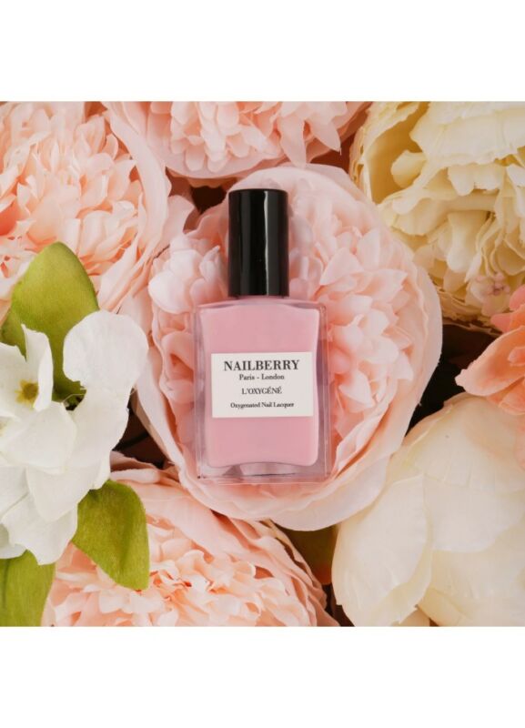 NAILBERRY - Elegance Neglelak