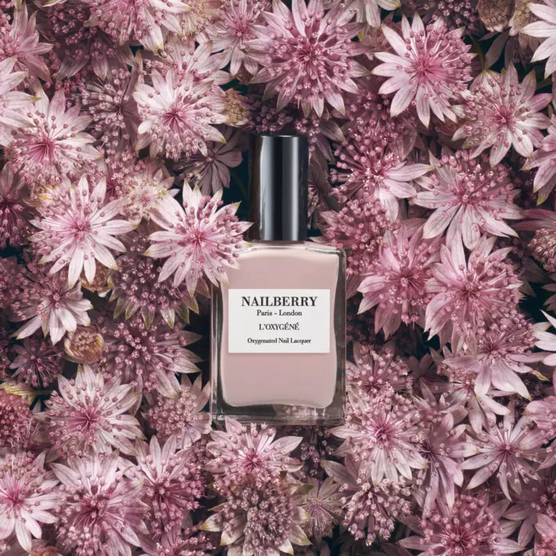 NAILBERRY Neglelak - Mystere Light Creamy Lilac Neglelak