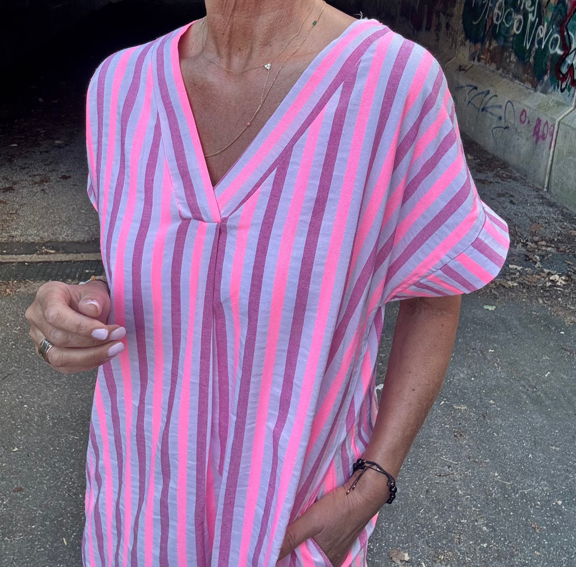 MARTA du château Kjole -  8317 MdcEmina Kjole i Pink Strib
