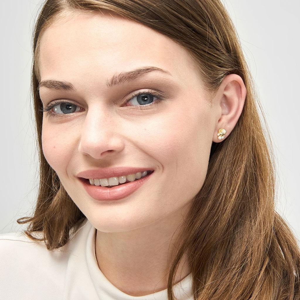 LULU Copenhagen Ørering - Bouquet Shell & Pearl Ørestik