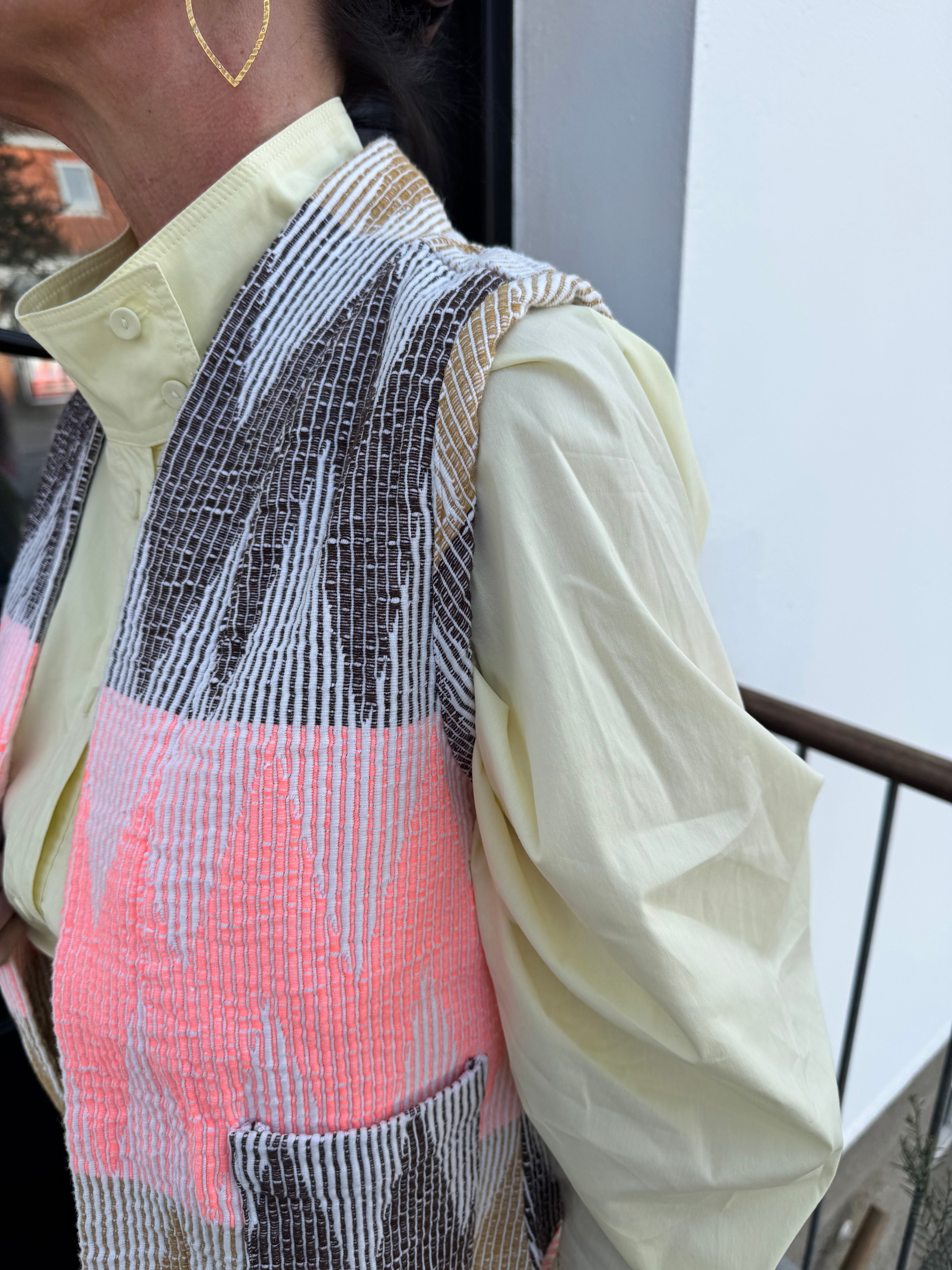 Gossia Vest - JolinyGO Vest i Multi Jaquard