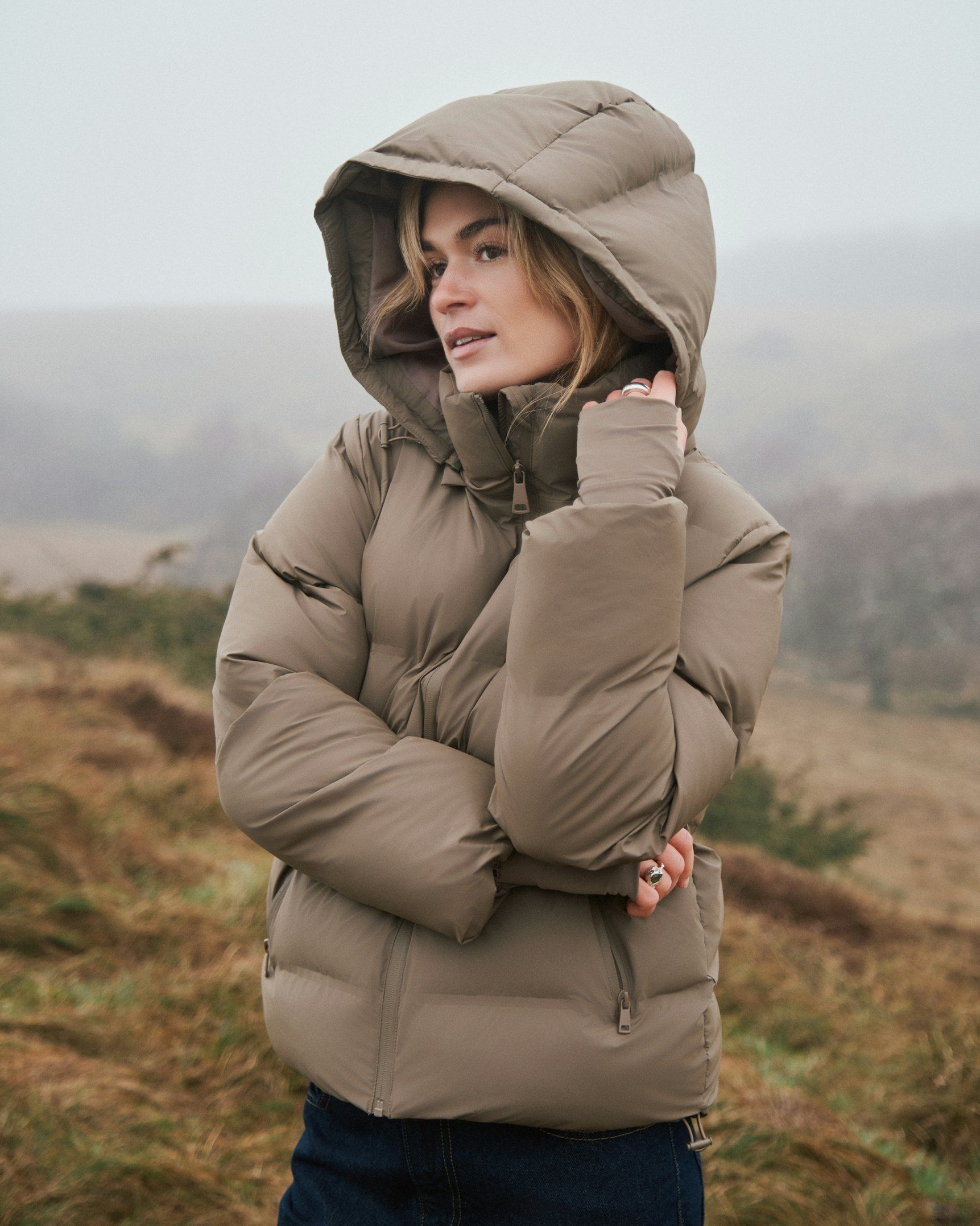 Neo Noir Jakke - Fox C Puffer Jakke i Dark Taupe
