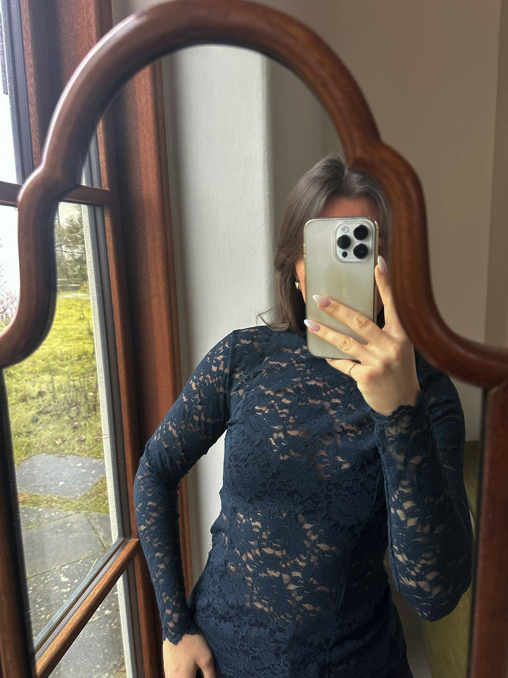 Neo Noir Bluse - Liza Laceflower Bluse i Navy