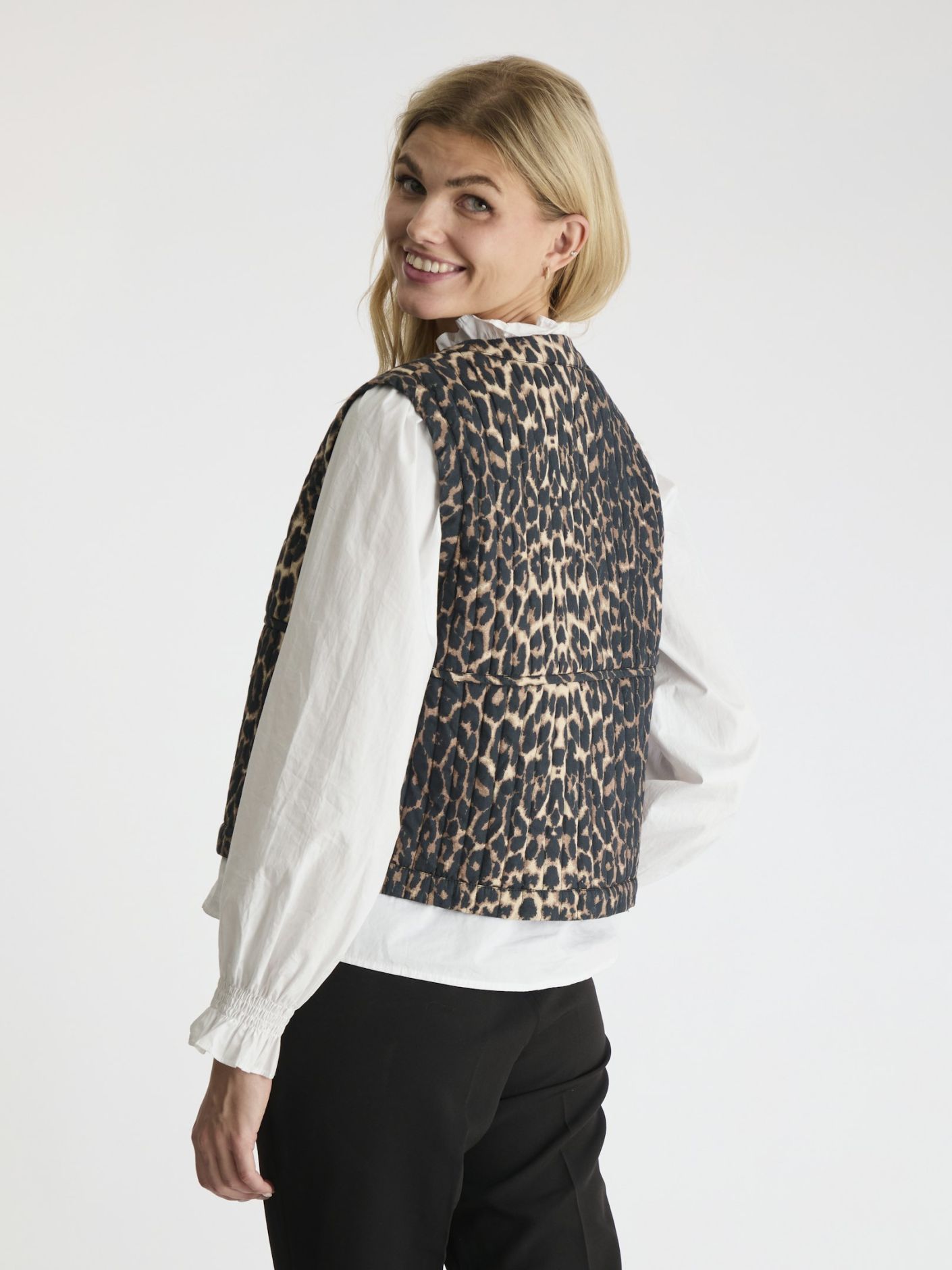 Neo Noir Vest - Crissa Leo Vest i Leopard