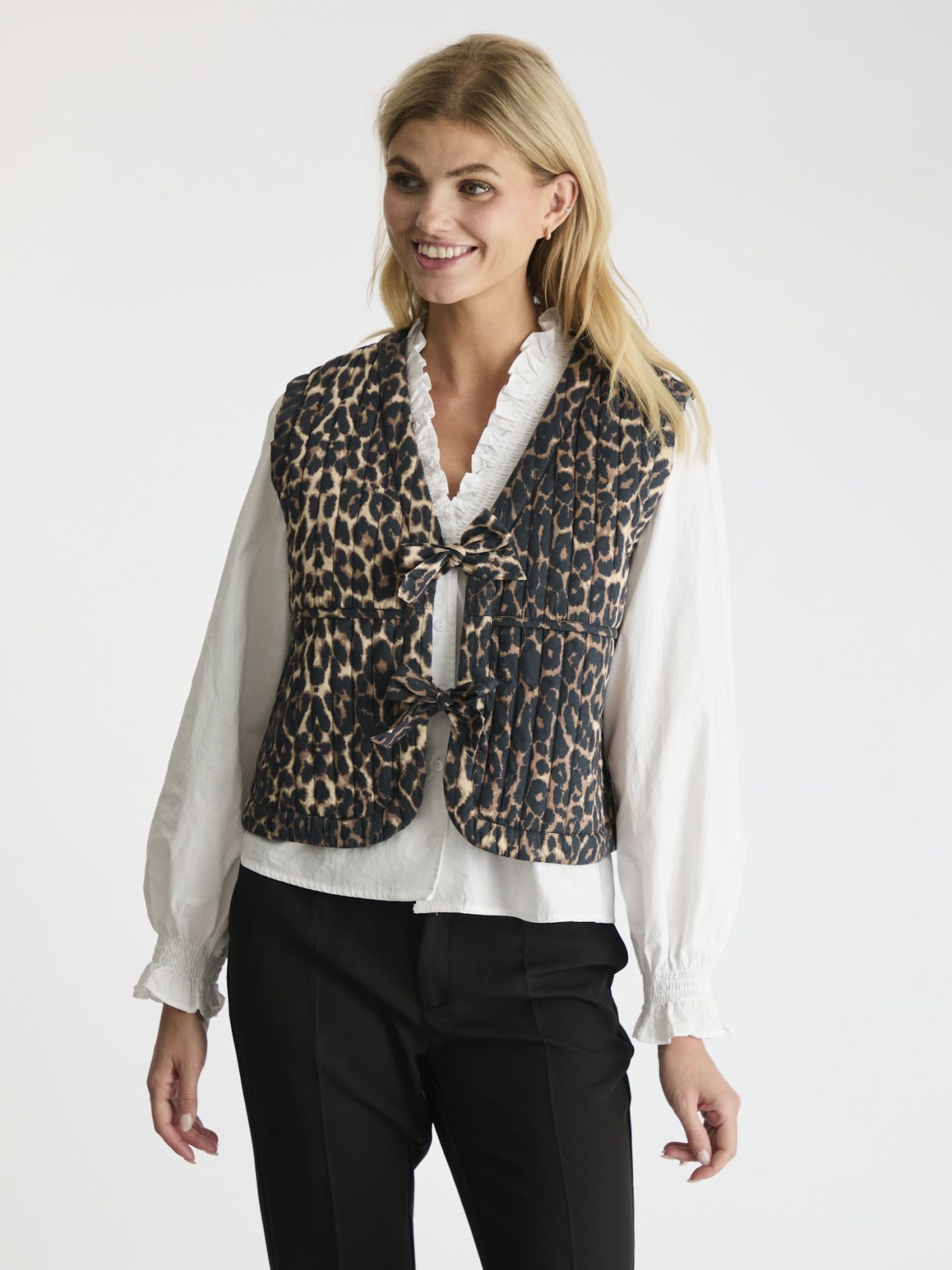 Neo Noir Vest - Crissa Leo Vest i Leopard