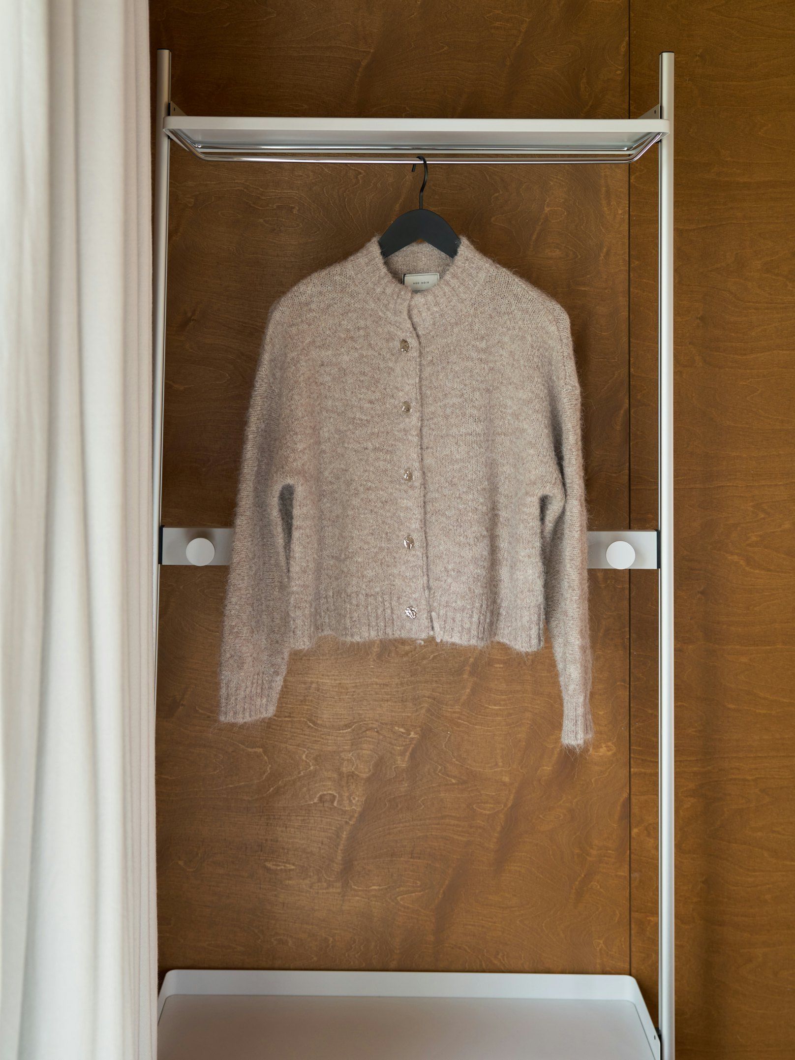 Neo Noir Cardigan - Taura Fluffy Strik Cardigan i Beige Melange