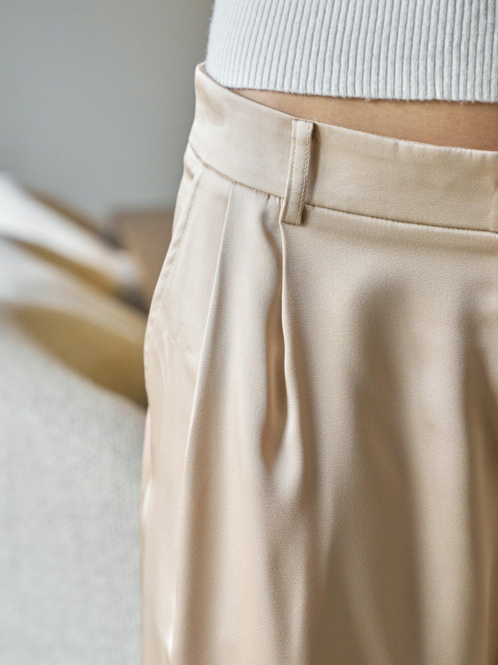 Neo Noir Bukser - Fayla Drapy Satin Balloon Bukser i Dark Sand