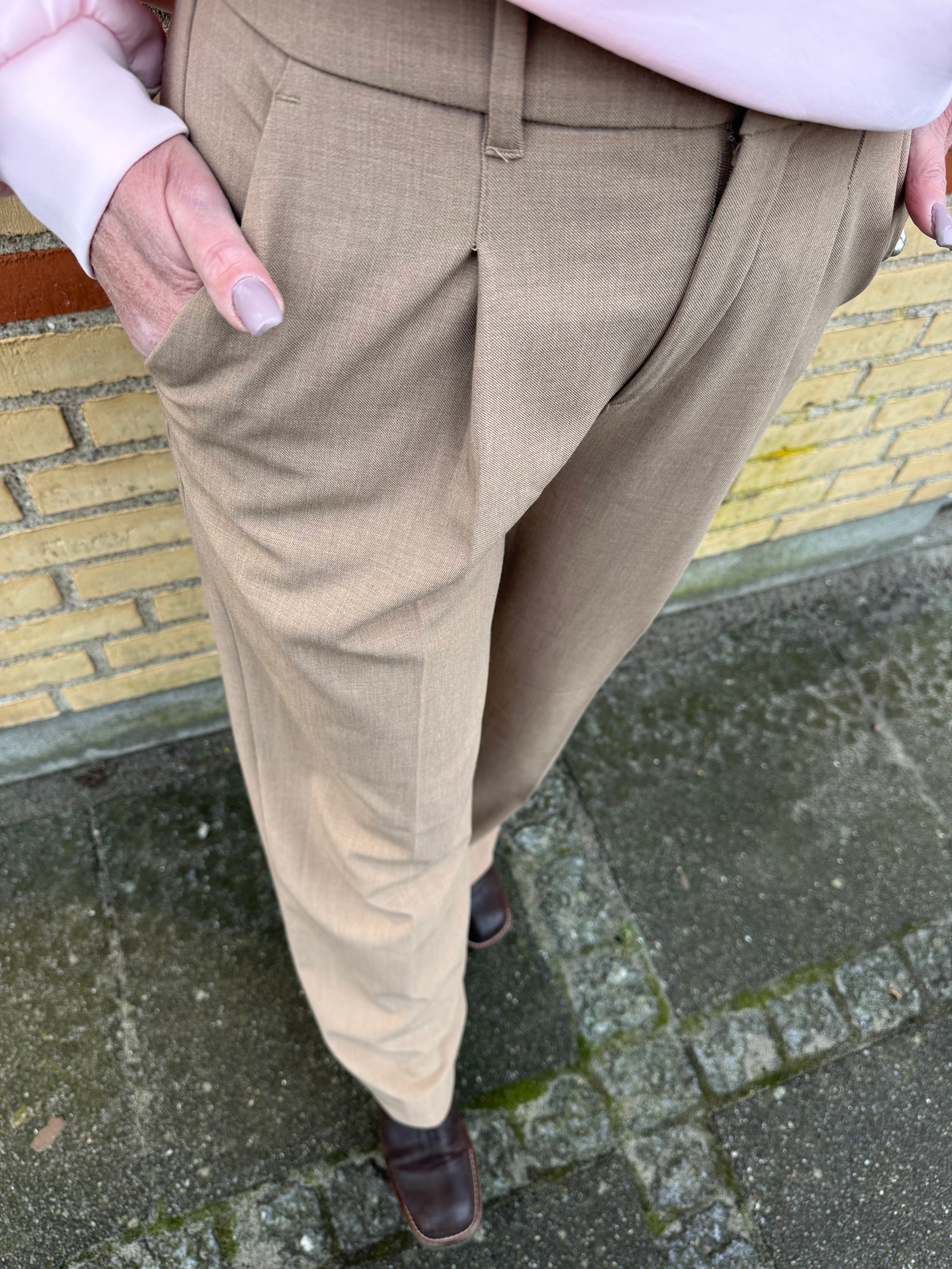 Garcia Bukser - 260312 Bukser i Soft Taupe