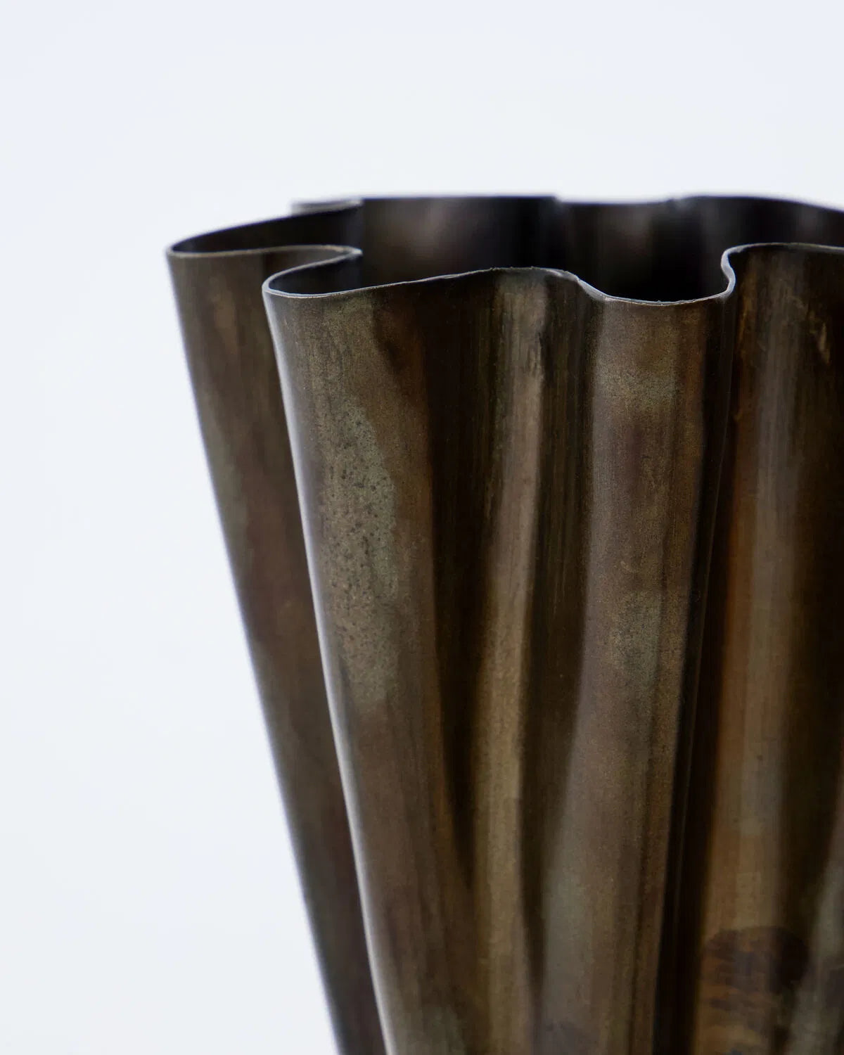 House Doctor Vase - HDFlood Vase i Antique Brun