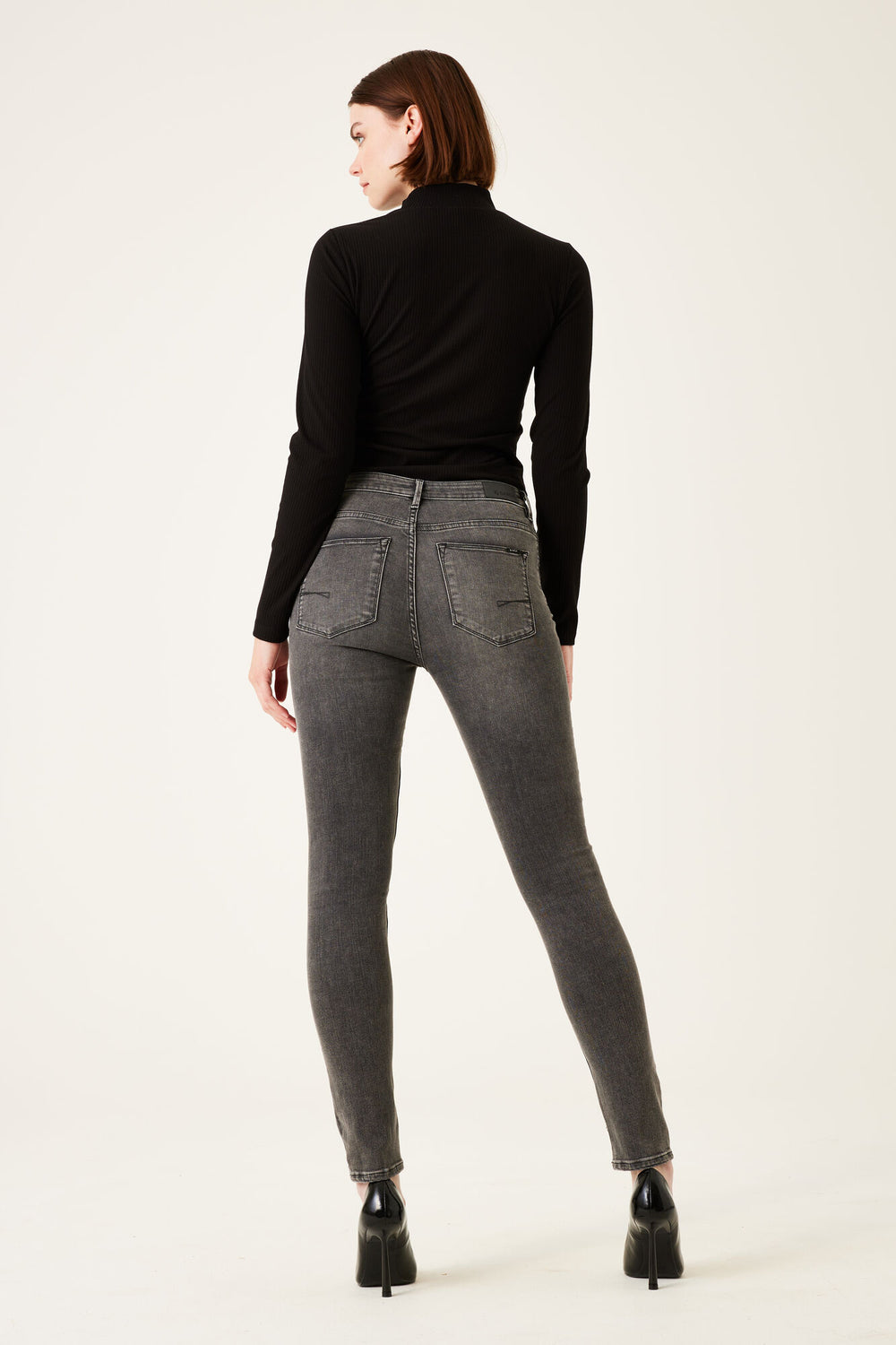 Garcia Jeans - Celia Superslim Fit Jeans i Medium Used Grey