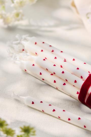 IB Laursen Stearinlys - Kertelys Med Røde Hjerter Ø:1,3 x H:20cm