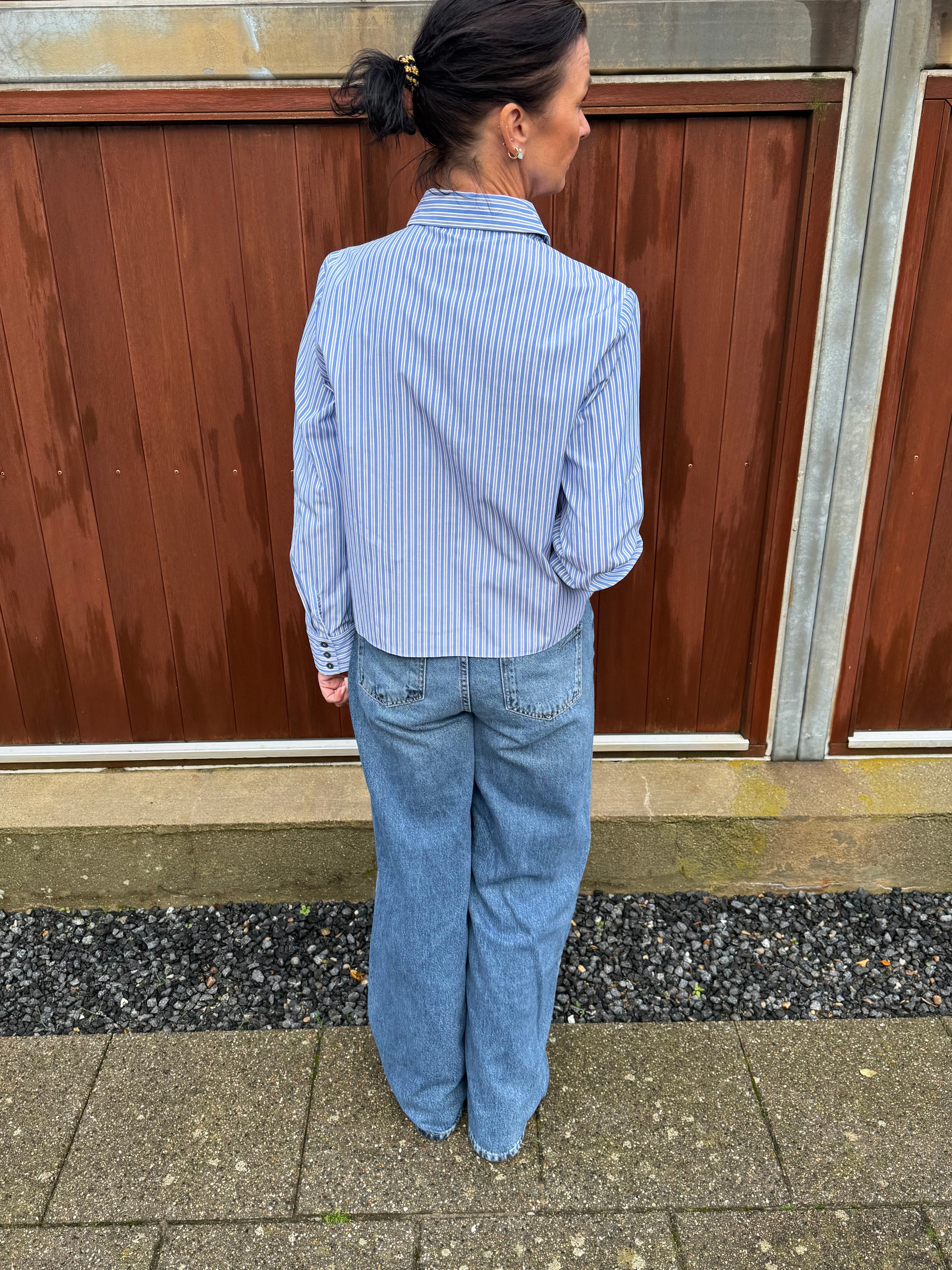 Nümph Skjorte - NuShayla skjorte i Hydrangea Blå Strib