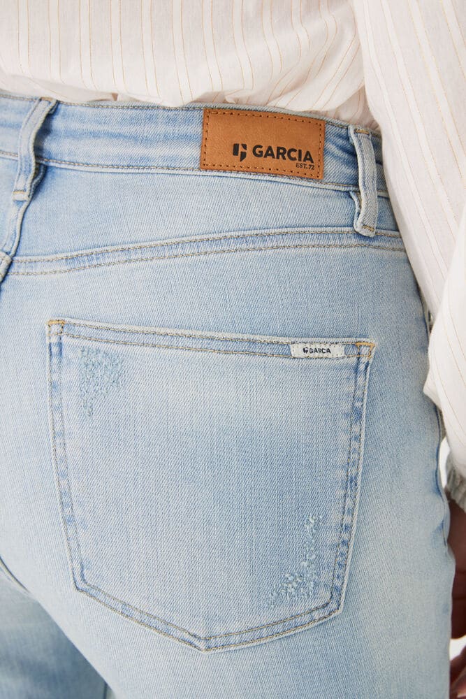 Garcia Jeans - Isabella Mom Fit Jeans i Vintage Used