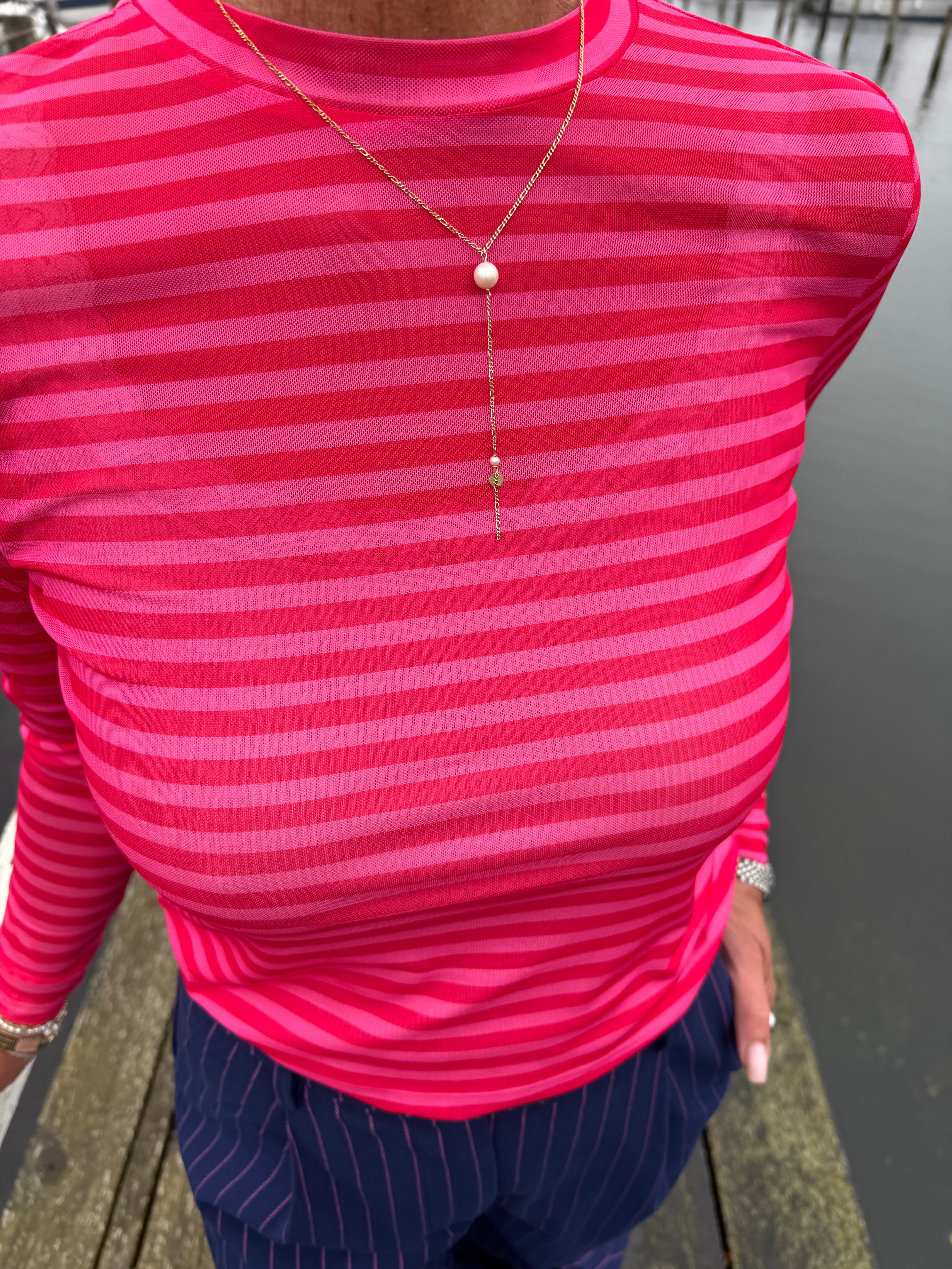 Lollys Laundry Bluse - IrieLL LS Mesh Bluse i Pink Strib