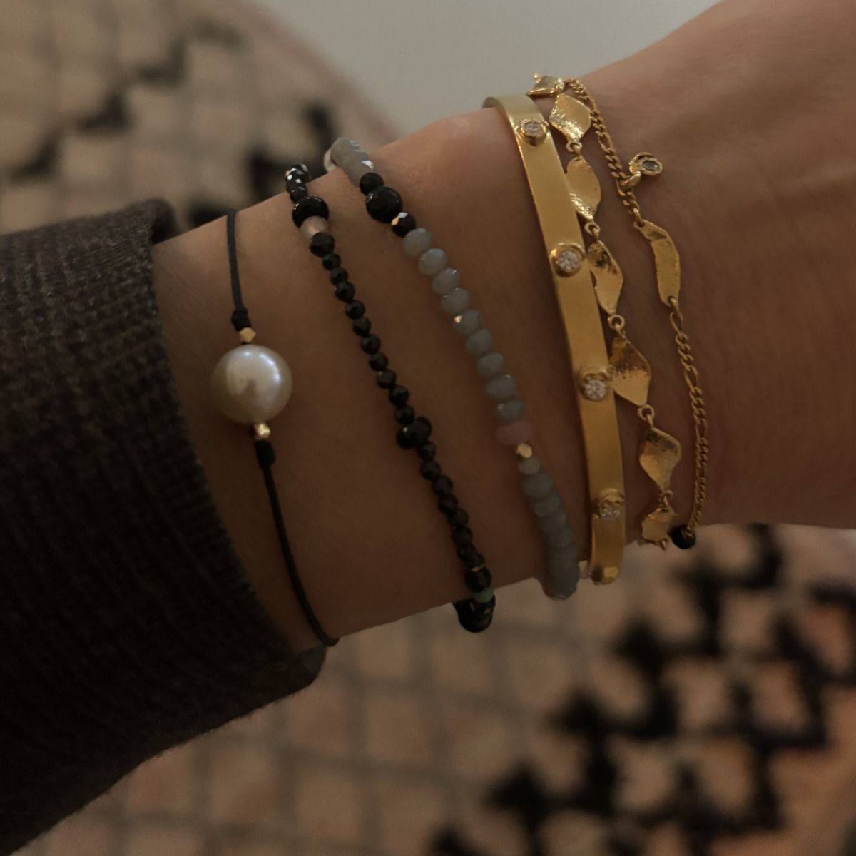 Stine A Armbånd - Big Pearl Berrie Armbånd i Sort Bånd