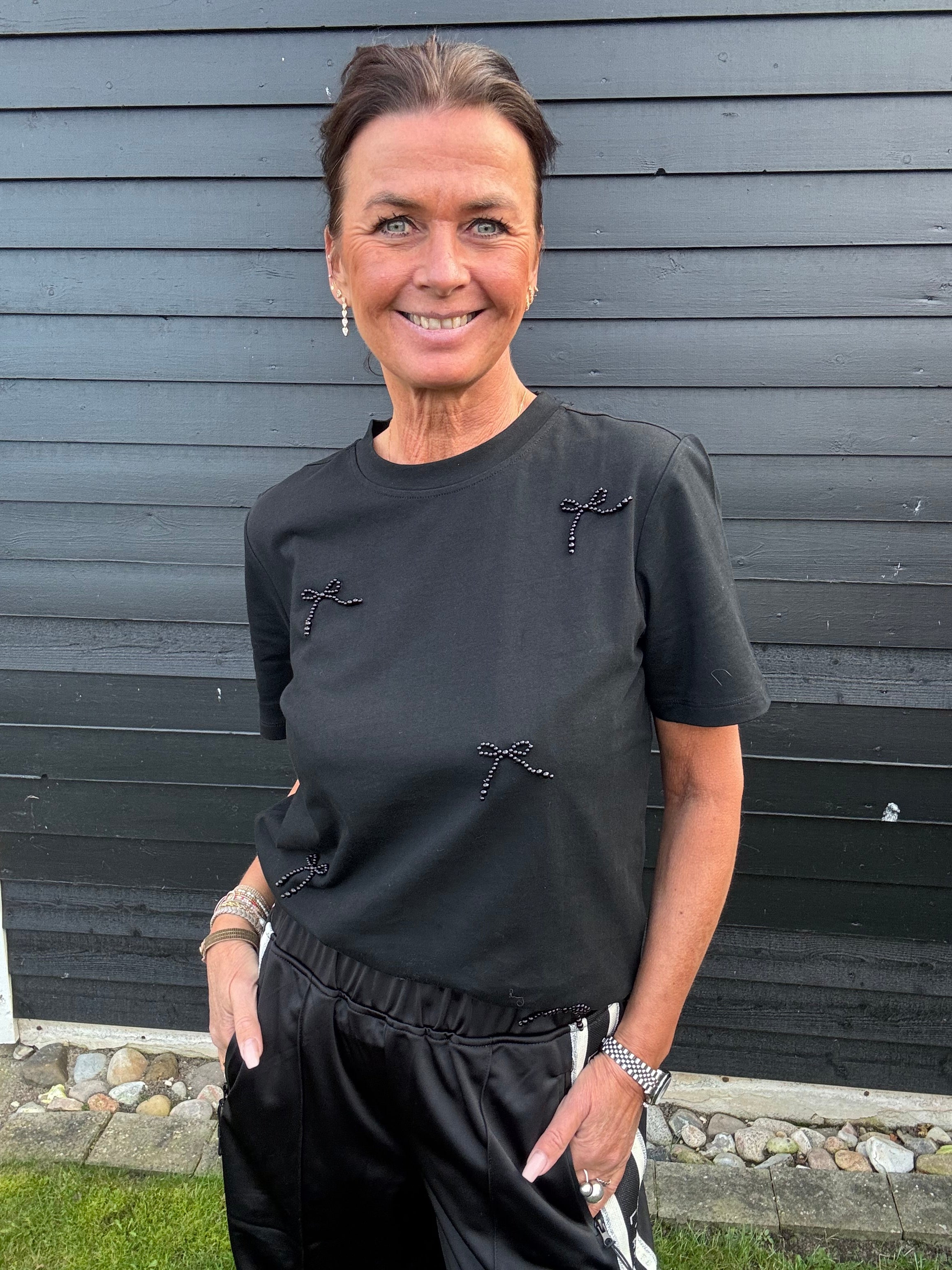 Haute L´amitié T-shirt - Pearl Bow T-shirt i Sort