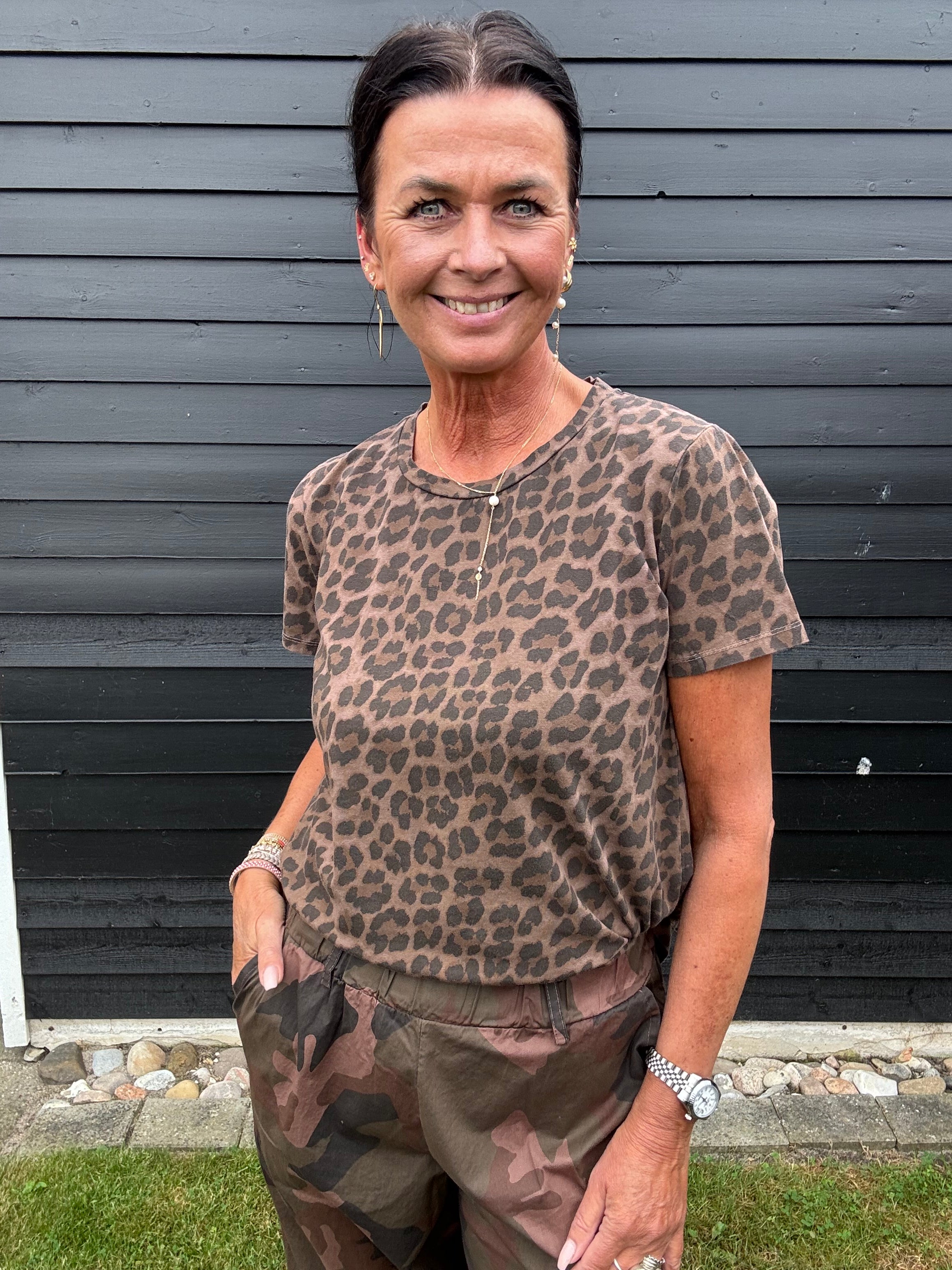 Black Colour T-shirt - BcZelda T-shirt i Mocca Leopard