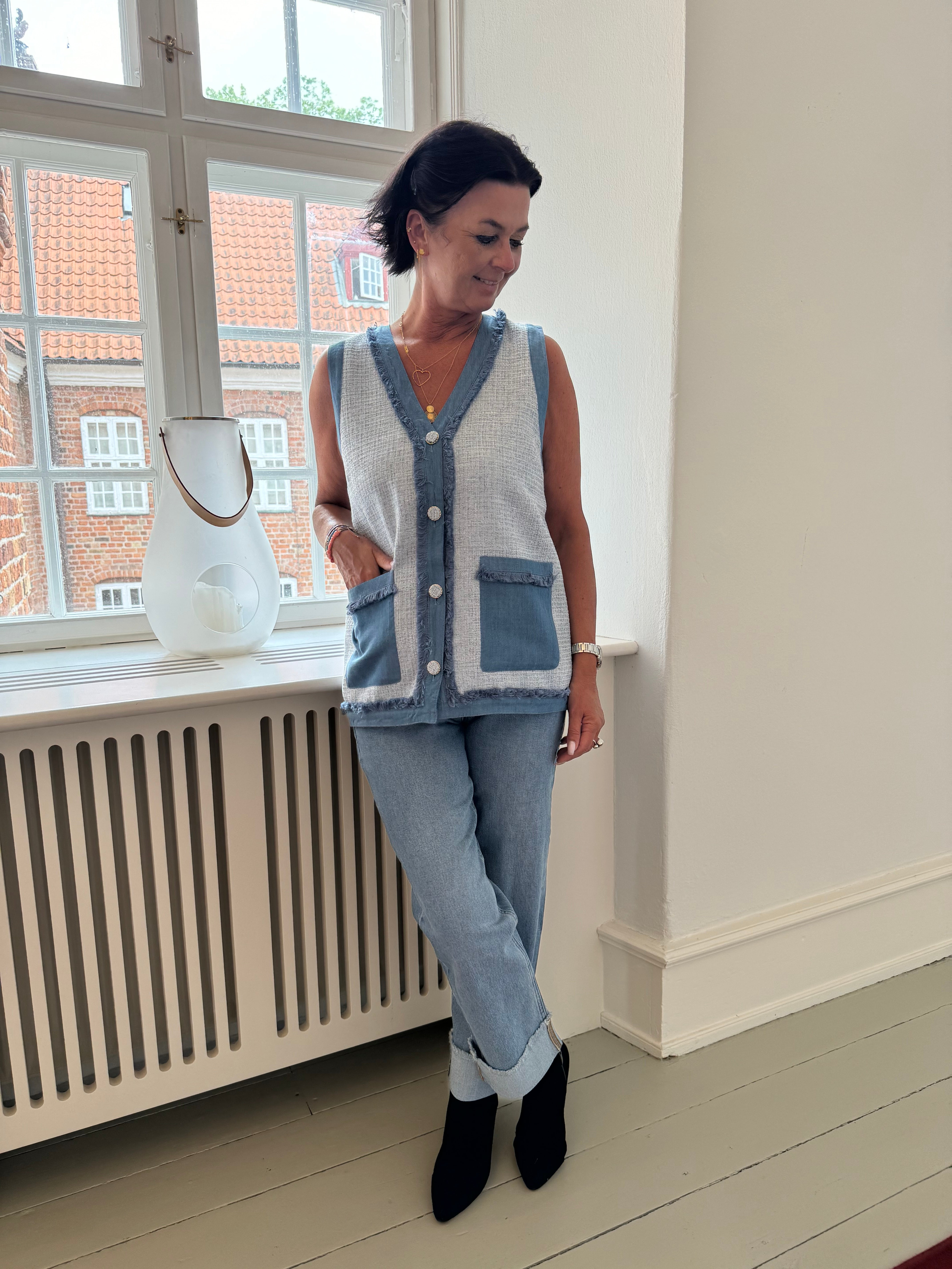 Nümph Vest - NuJanet Vest i Medium Blue Denim