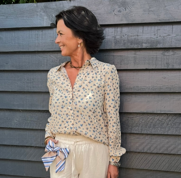 Atelier Rêve Bluse - IRNoella Skjorte i Feline Smoke Gray Flower