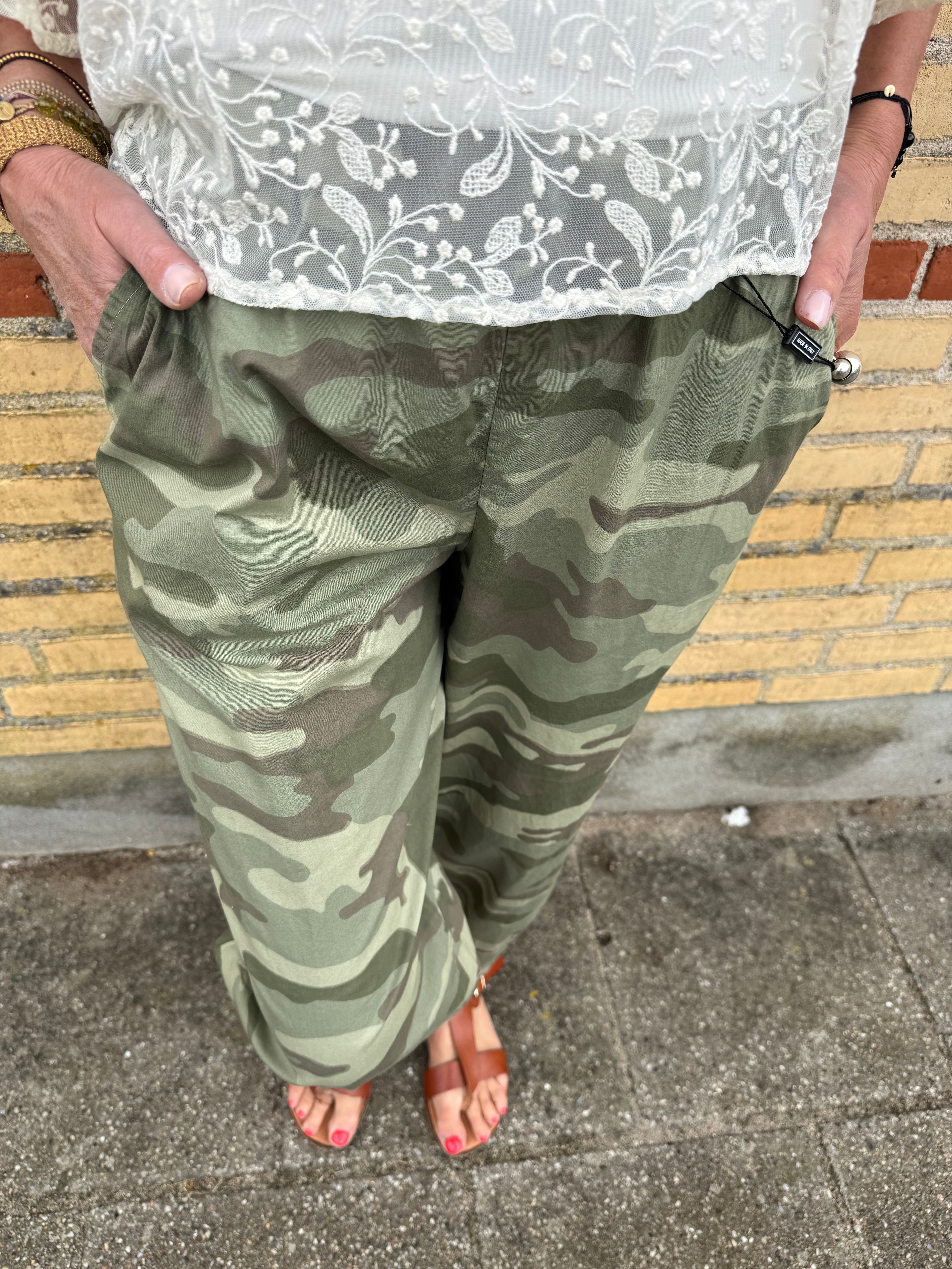 Black Colour Bukser - BcAlly Barrel Bukser i Camouflage