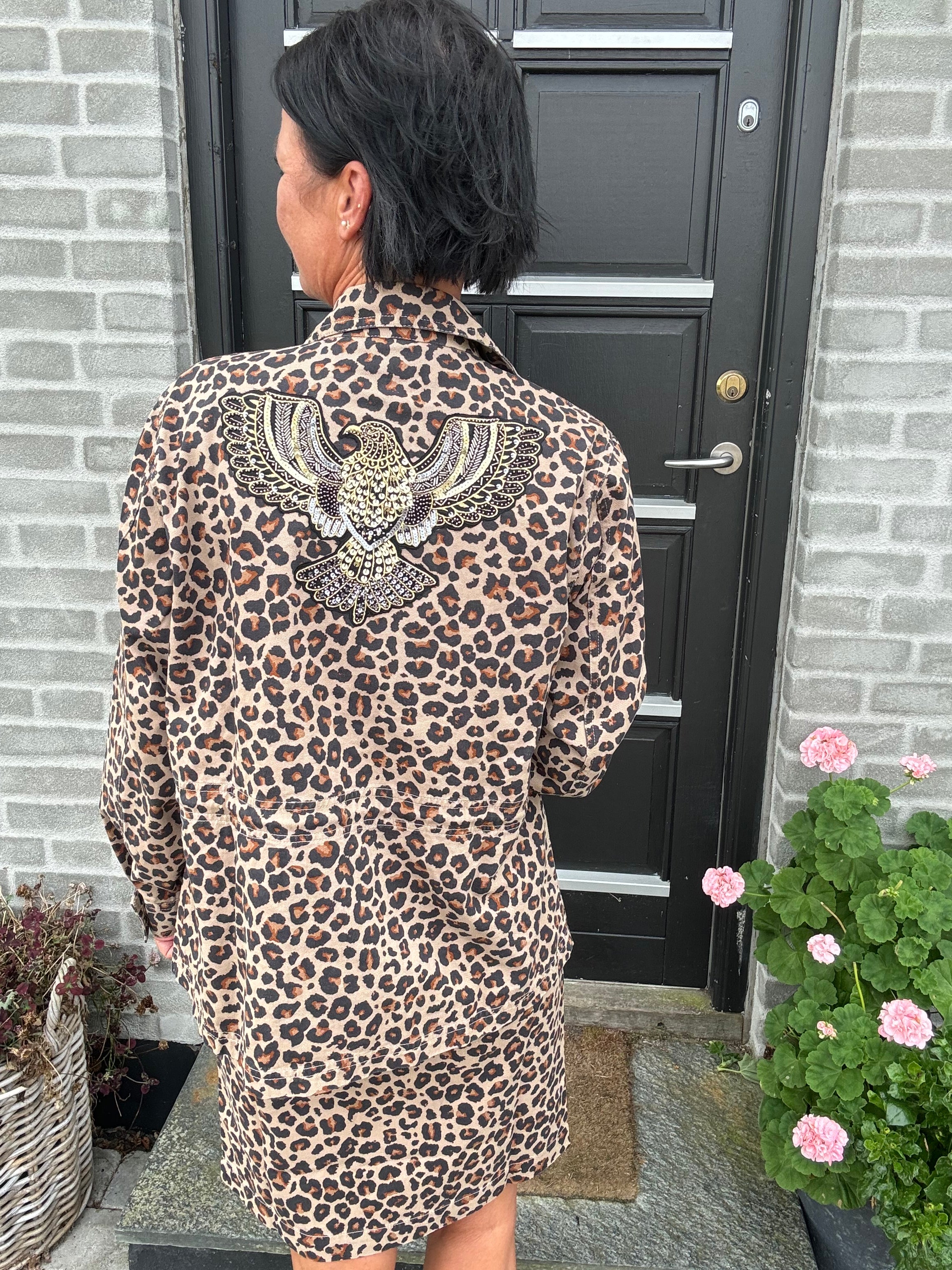 Depeche Jakke - JaneDE Jakke i Leopard