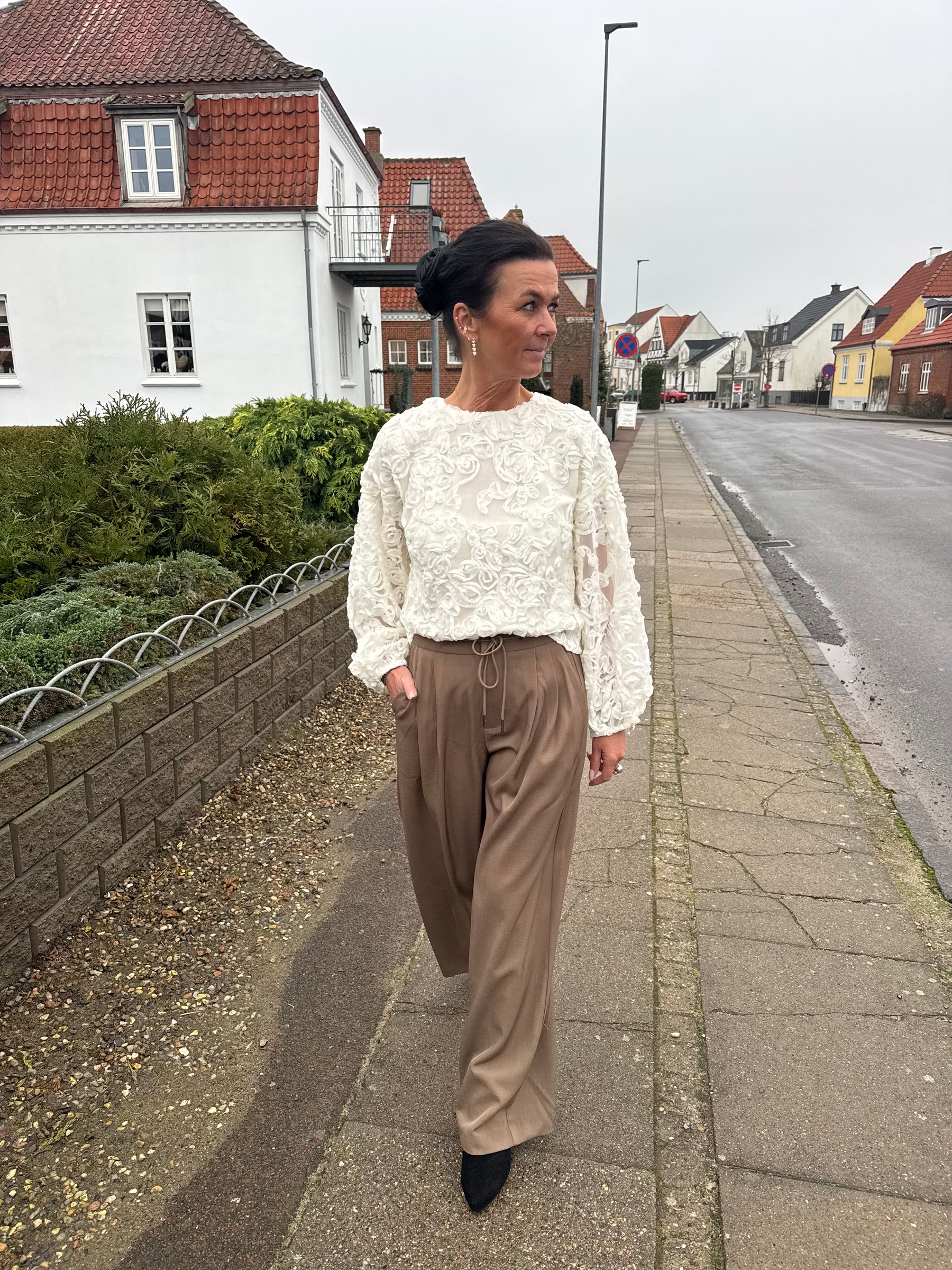 Haute L´amitié Nederdel - New Chrisse Drape Slit Nederdel i Sort