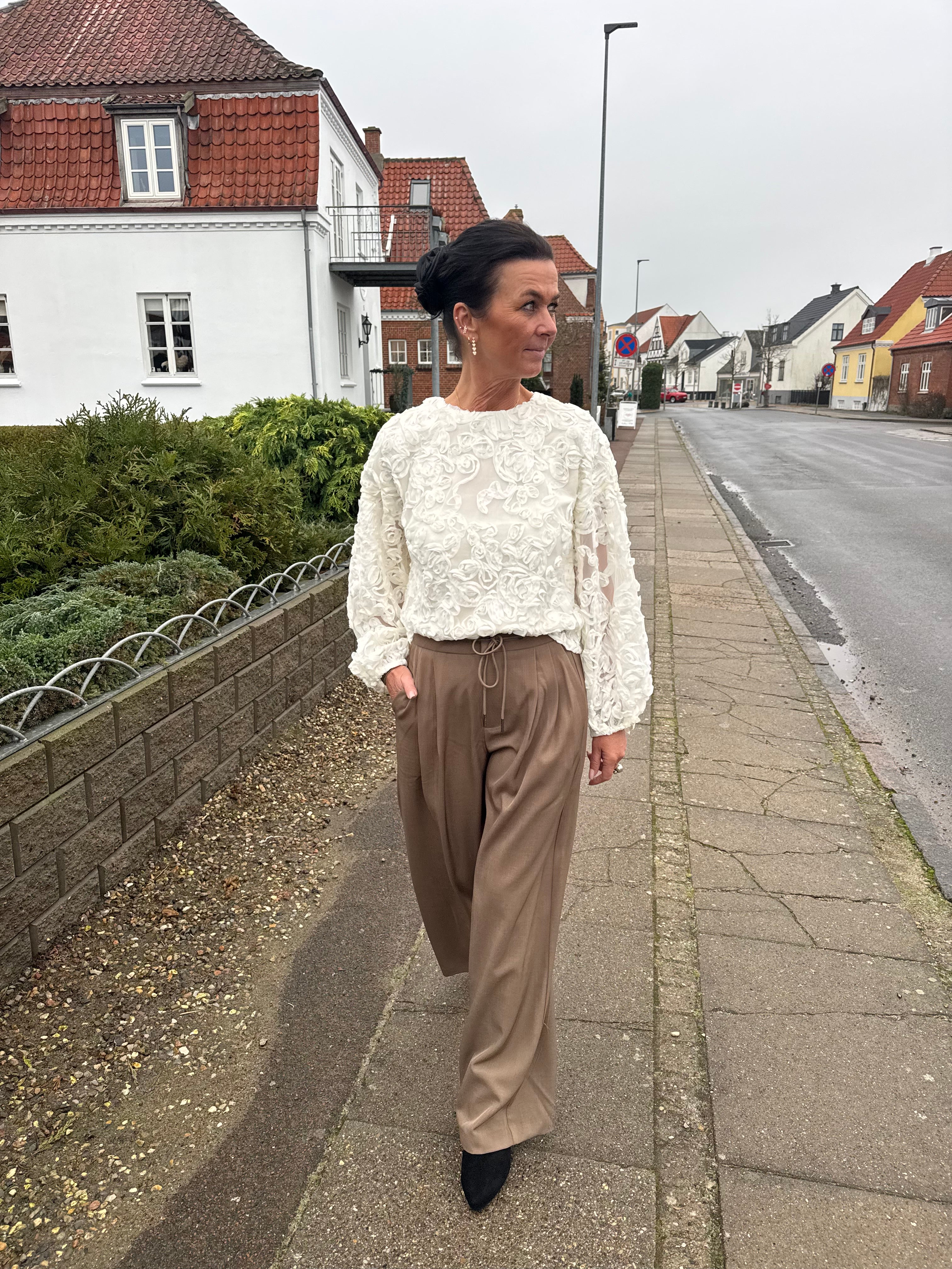 Haute L´amitié Bukser - Michelle Tailor Tie Bukser i Walnut