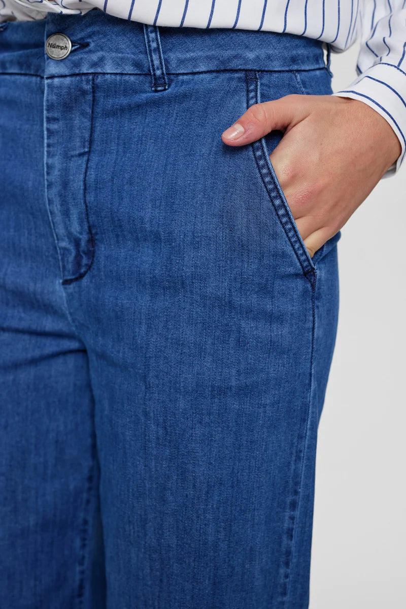 Nümph - NuAmber Bukser i Medium Blue Denim