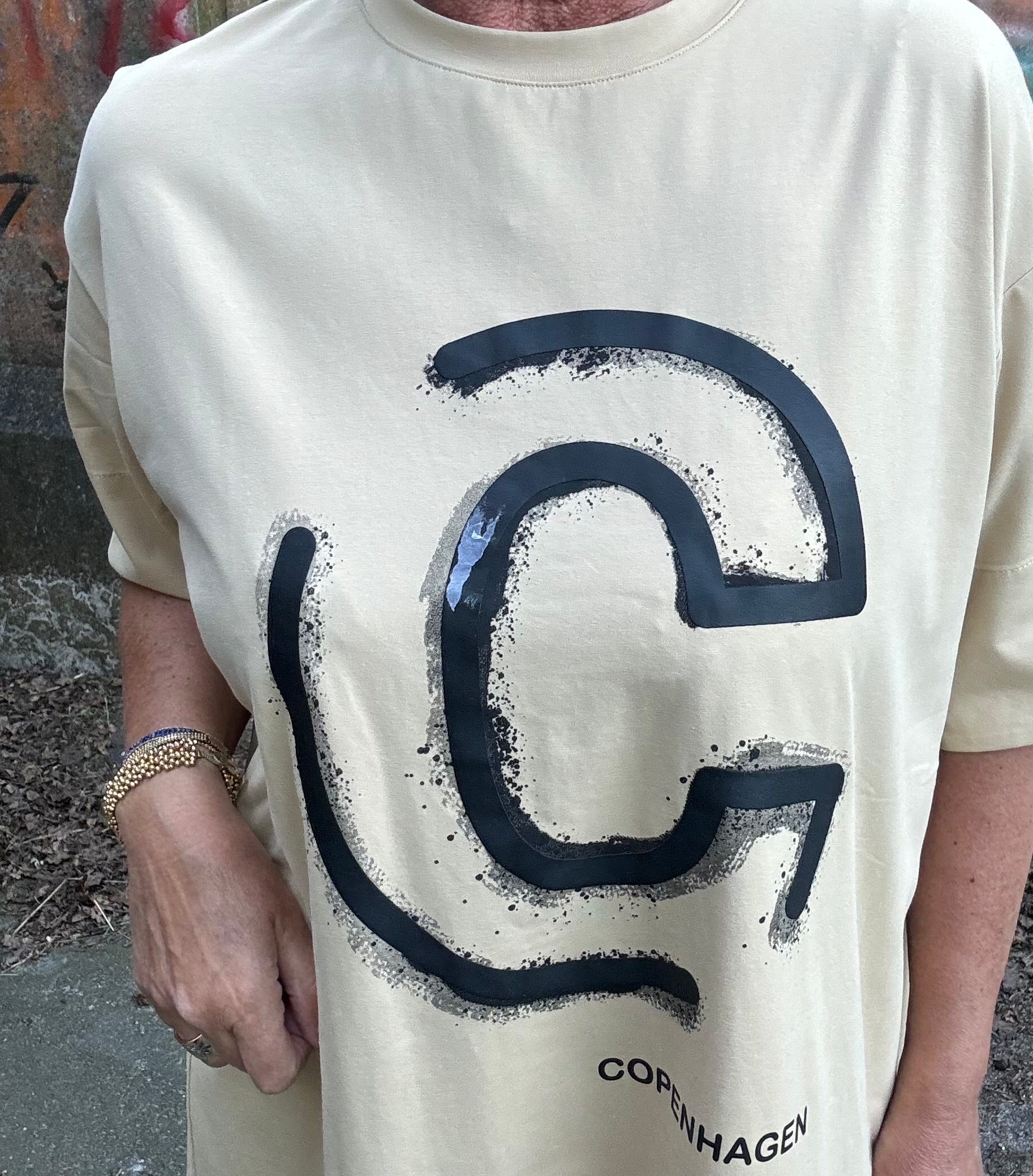 Coster Copenhagen Kjole - T-shirt Kjole i Vanilla