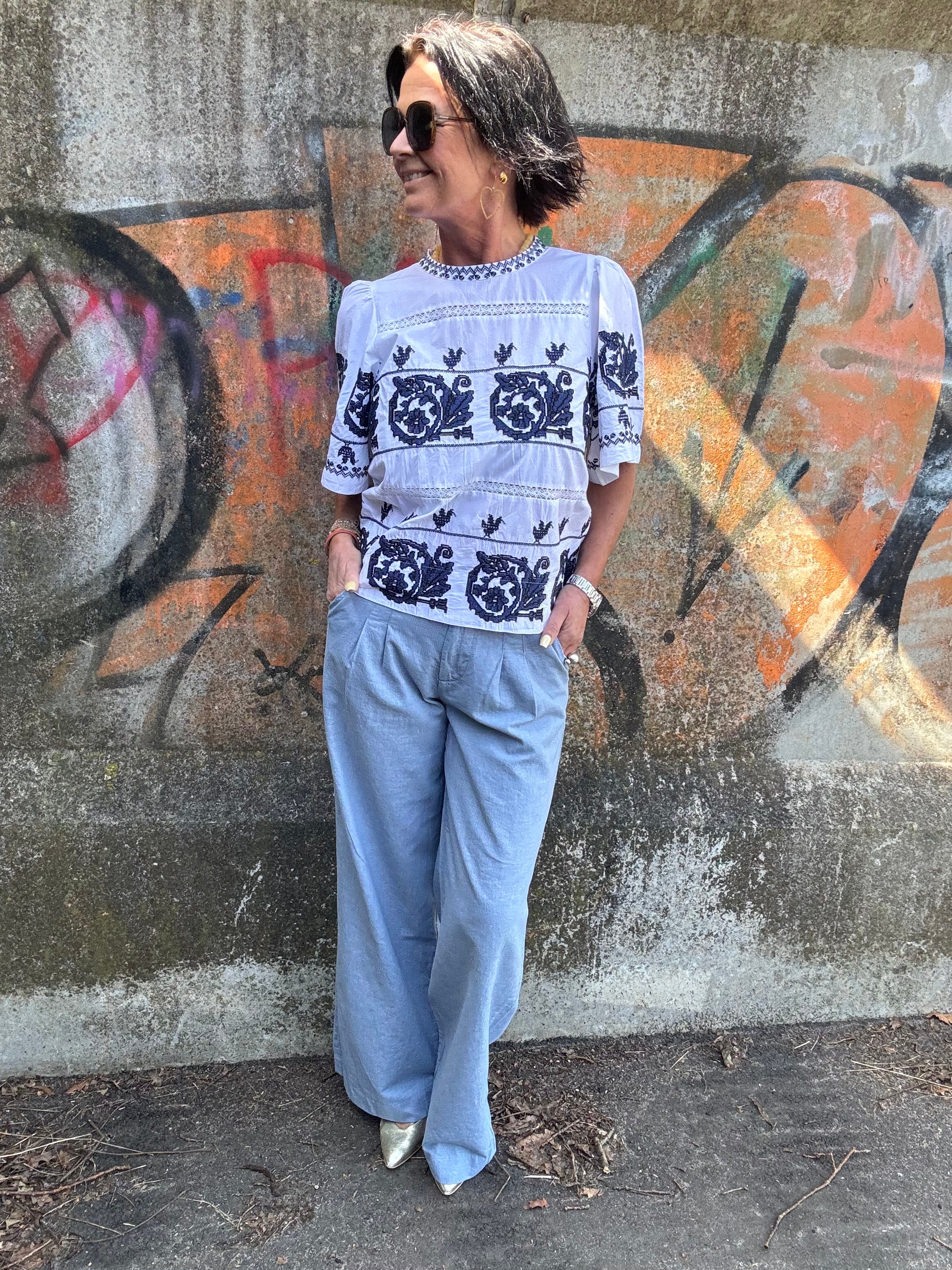 Gossia Bluse - AnnimiGO Bluse i Hvid-Blå