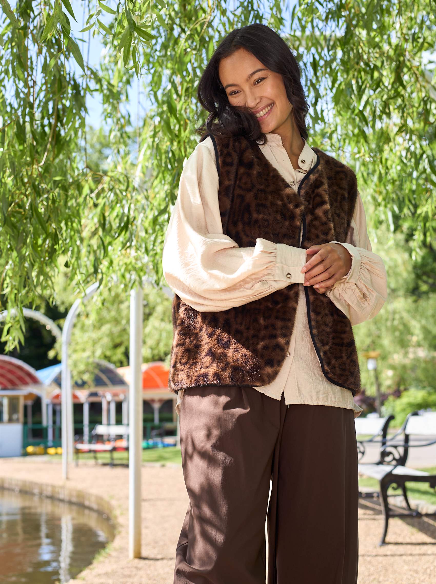 Black Colour Vest - BcShanti Vest i Leopard