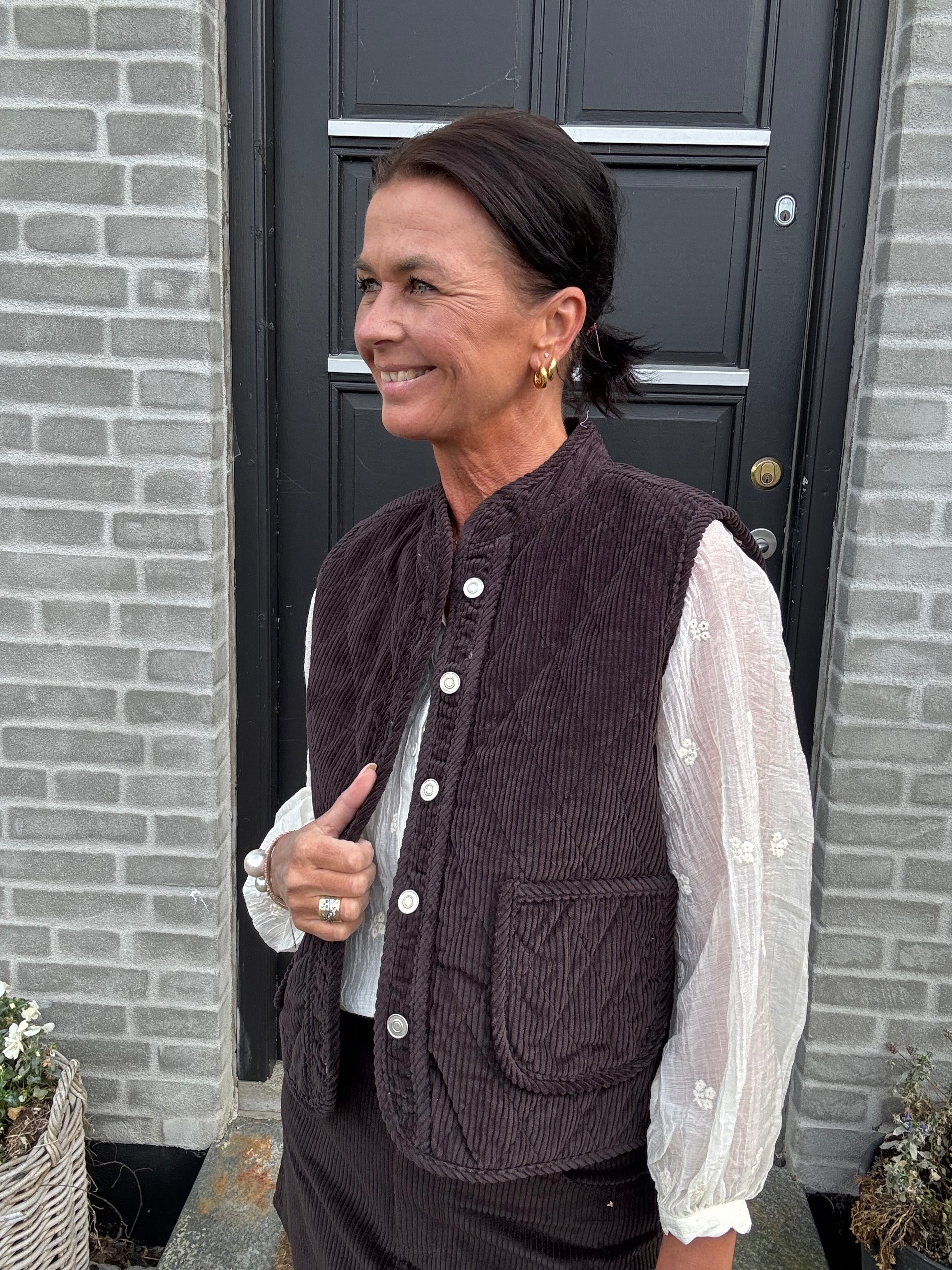 Lollys Laundry Vest - CairoLL Vest i Dark Mocca