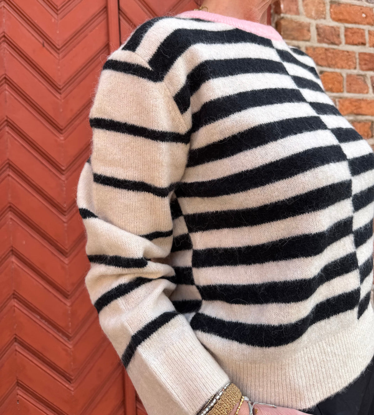 Nümph Strik - NuRiette Block Stribet Strik Bluse i Caviar