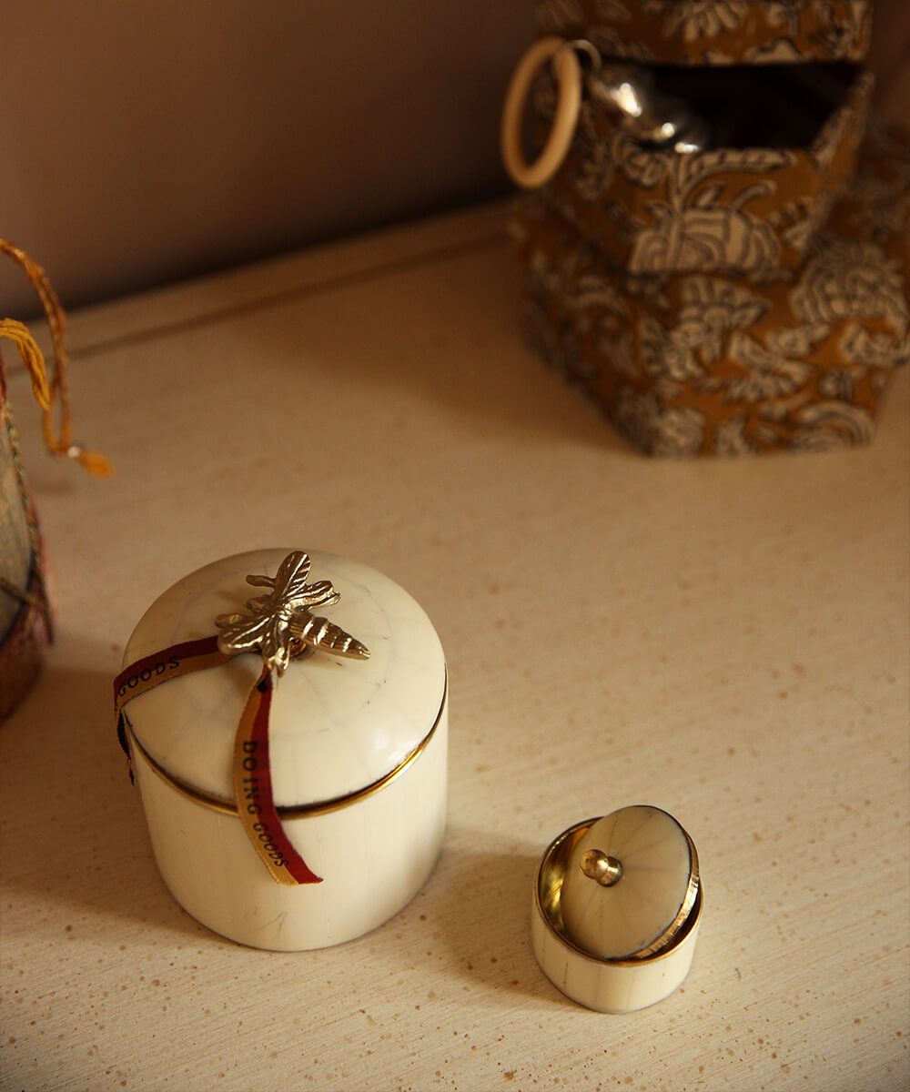 Doing Goods Box - Bailey Circus Box Small i White