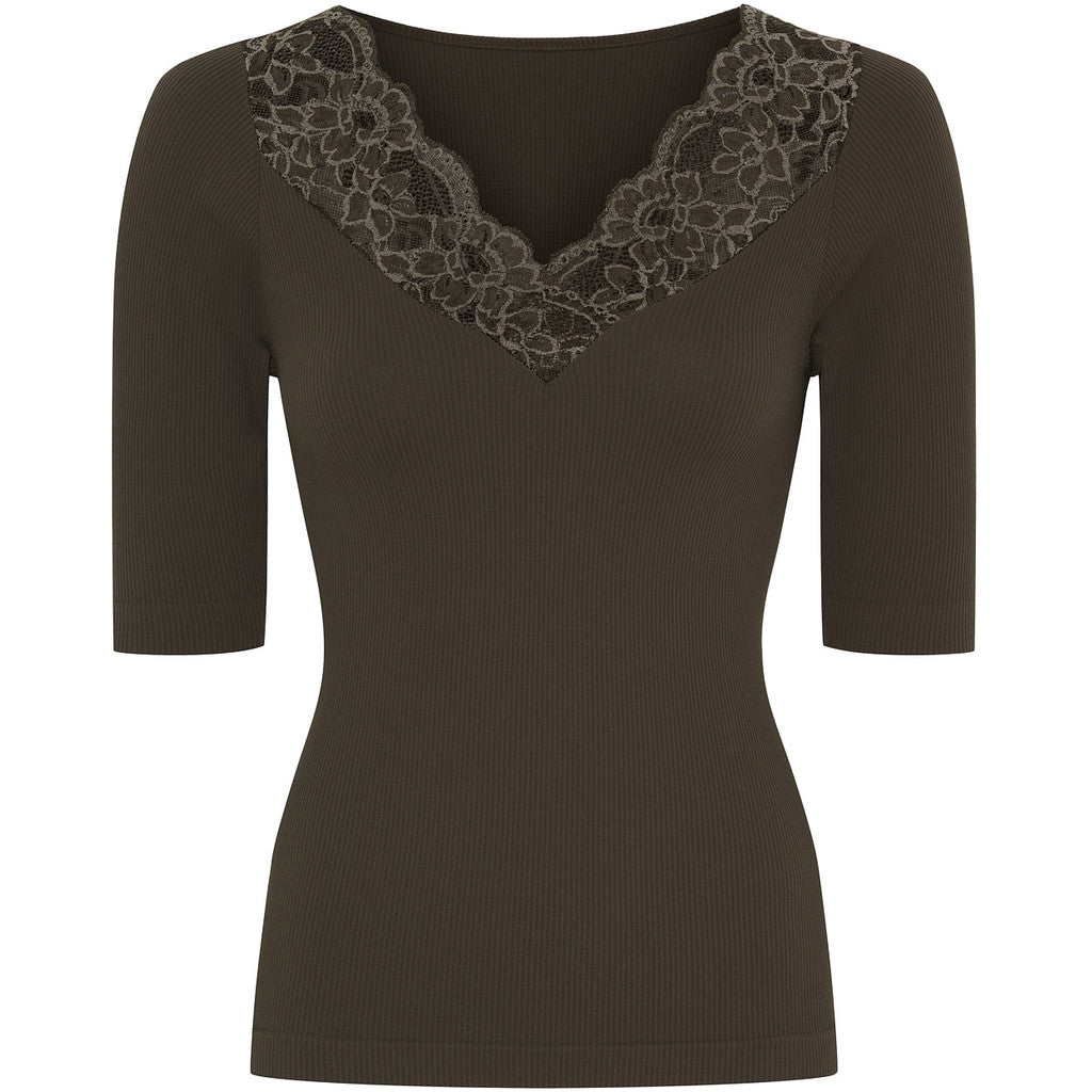Tim & Simonsen Top - Belen Rib V-Lace SS Top i Caffe