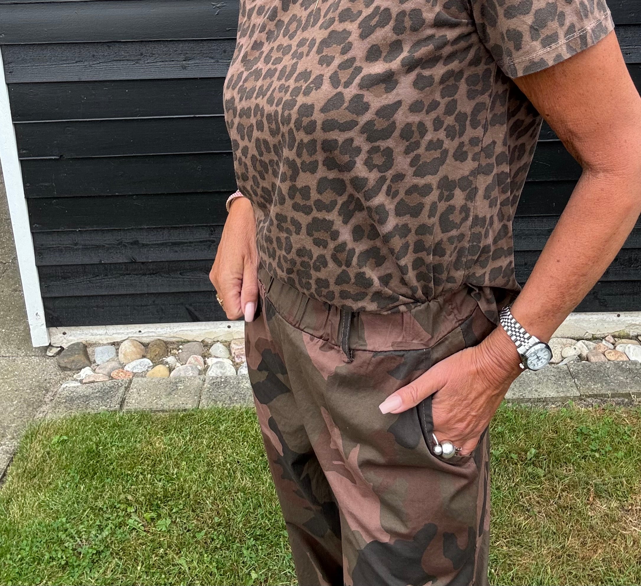 Black Colour T-shirt - BcZelda T-shirt i Mocca Leopard