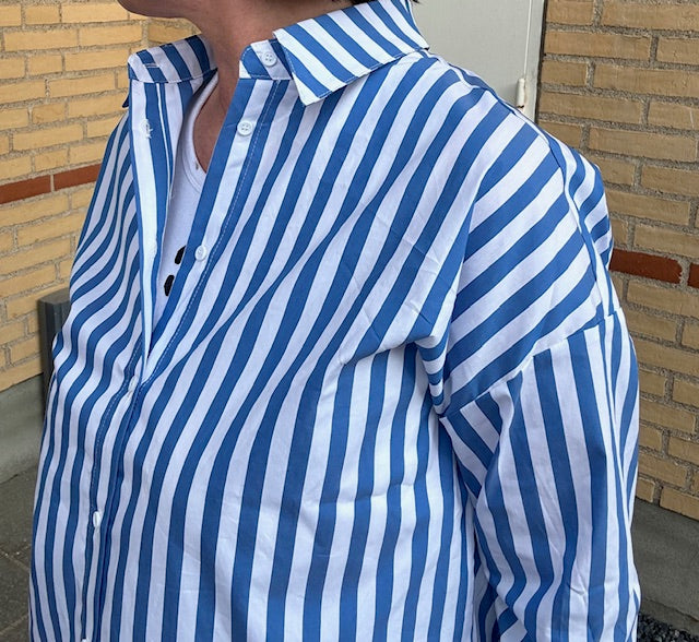 Coster Copenhagen Skjorte - CC Heart Harper Oversize Stribet Skjorte i Blå Strib
