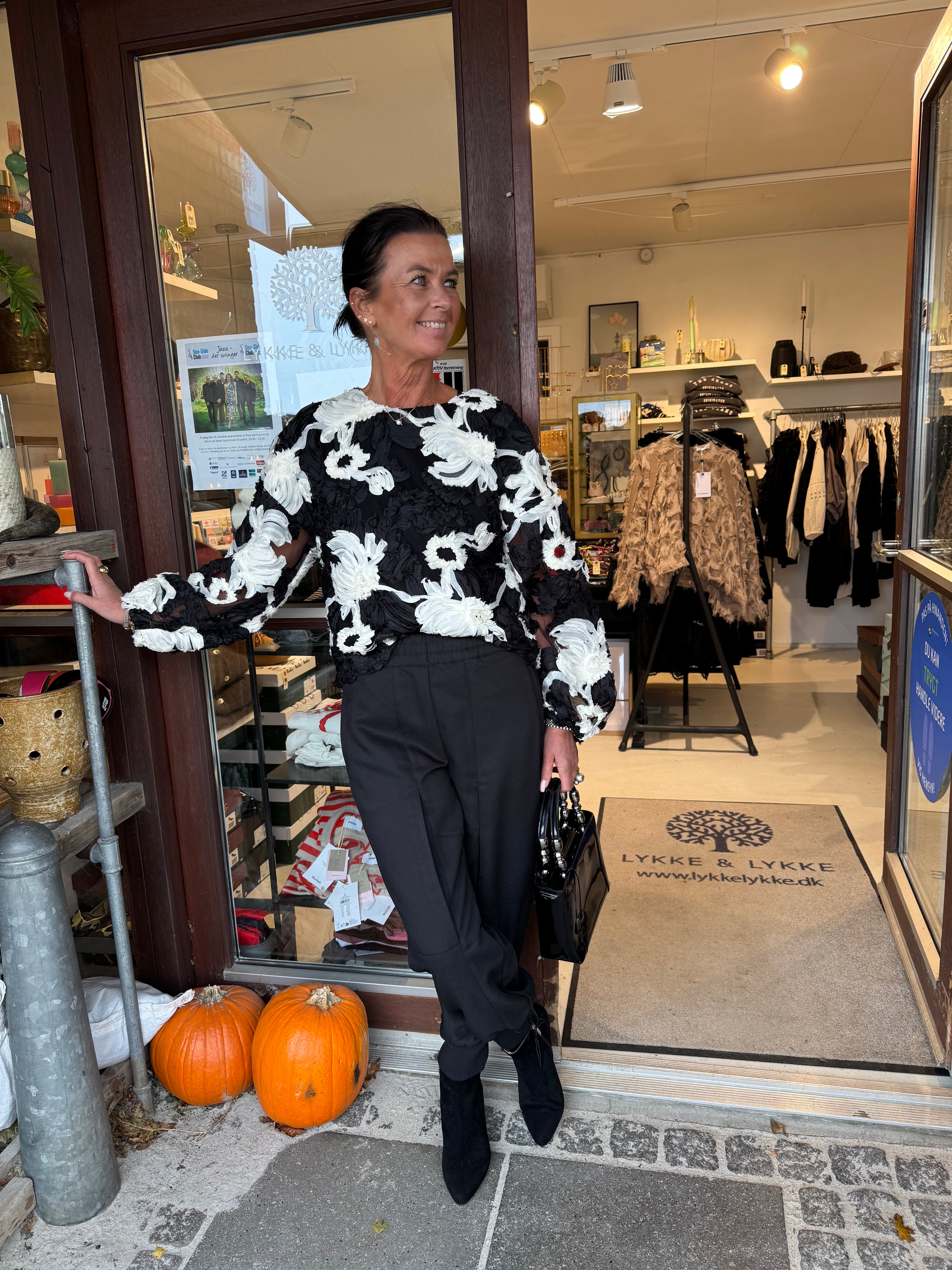 Co´Couture Bluse - FleurCC Fluffy Bluse i Sort