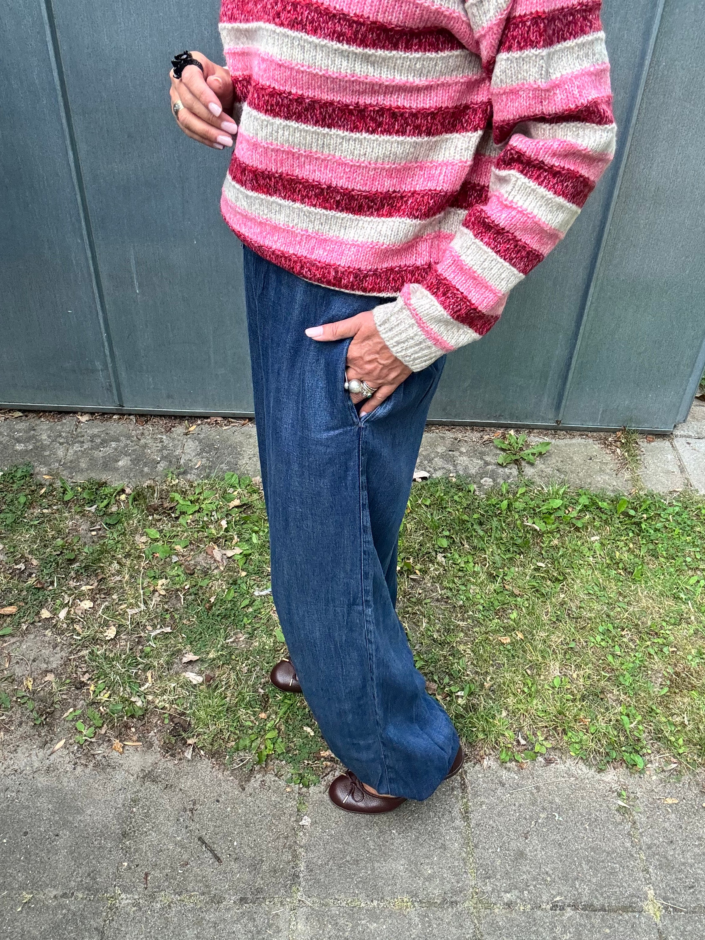 Nümph Jeans - NuAmsterdam HR Barrel Jeans i Dark BLue Denim