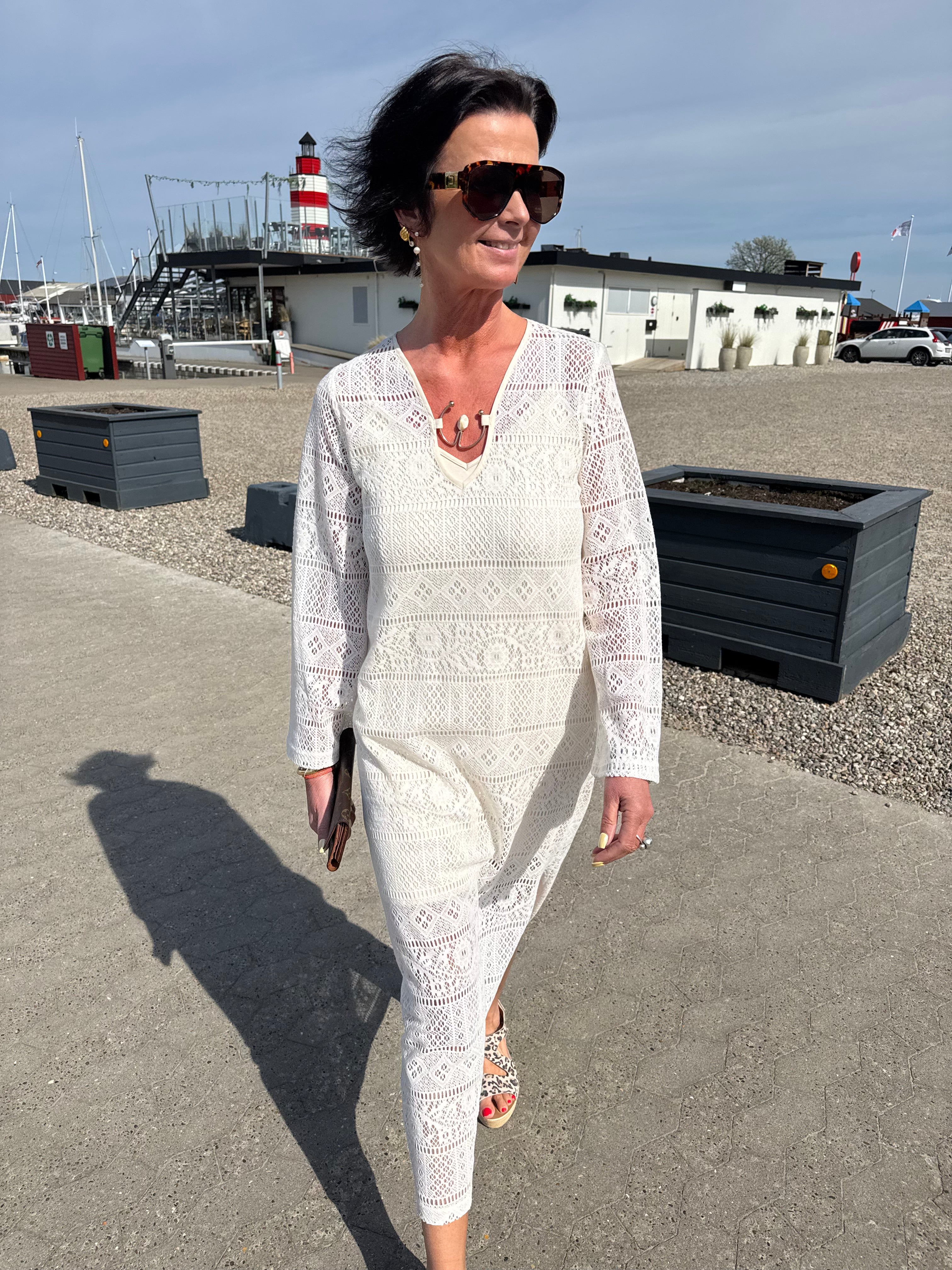 Haute L´amitié Kjole - Utopia Lace LS Buckle Kjole i Off White