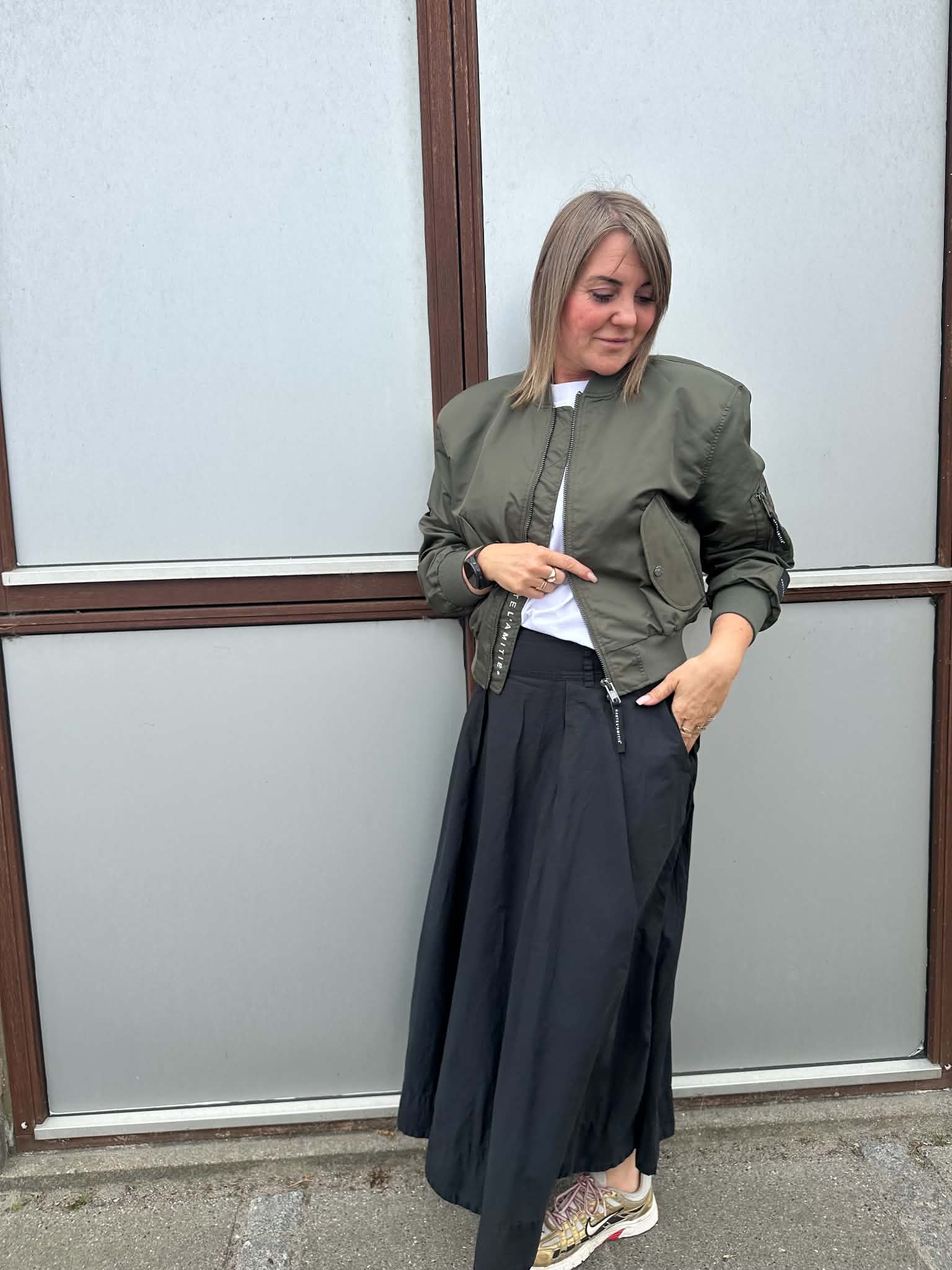 Haute L´amitié Jakke - Sally Crop Bomber Jakke i Army